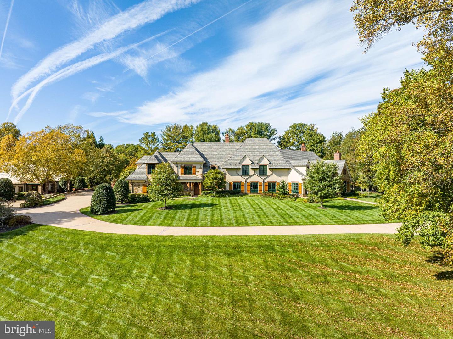 740 LEIGH MILL RD, GREAT FALLS, Virginia 22066, 5 Bedrooms Bedrooms, ,5 BathroomsBathrooms,Residential,For sale,740 LEIGH MILL RD,VAFX2234696 MLS # VAFX2234696