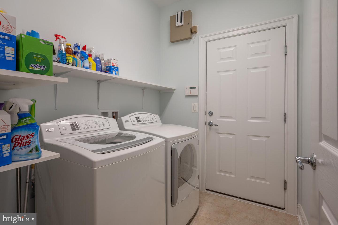 20391 OLD GREY PL, ASHBURN, Virginia 20147, 3 Bedrooms Bedrooms, ,3 BathroomsBathrooms,Residential,For sale,20391 OLD GREY PL,VALO2094090 MLS # VALO2094090