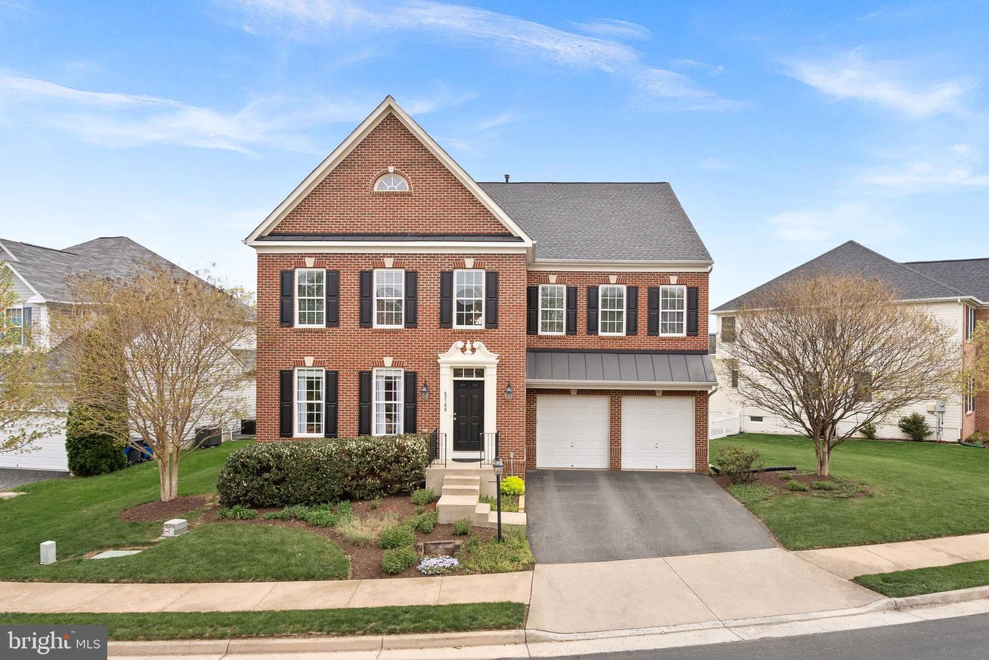 42188 ST HUBERTS PL, CHANTILLY, Virginia 20152, 4 Bedrooms Bedrooms, ,4 BathroomsBathrooms,Residential,For sale,42188 ST HUBERTS PL,VALO2094124 MLS # VALO2094124