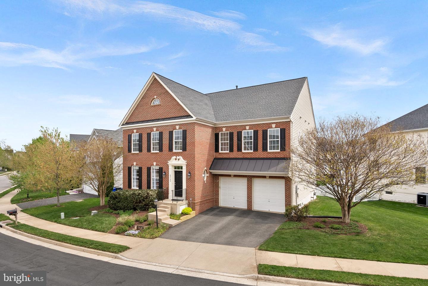 42188 ST HUBERTS PL, CHANTILLY, Virginia 20152, 4 Bedrooms Bedrooms, ,4 BathroomsBathrooms,Residential,For sale,42188 ST HUBERTS PL,VALO2094124 MLS # VALO2094124