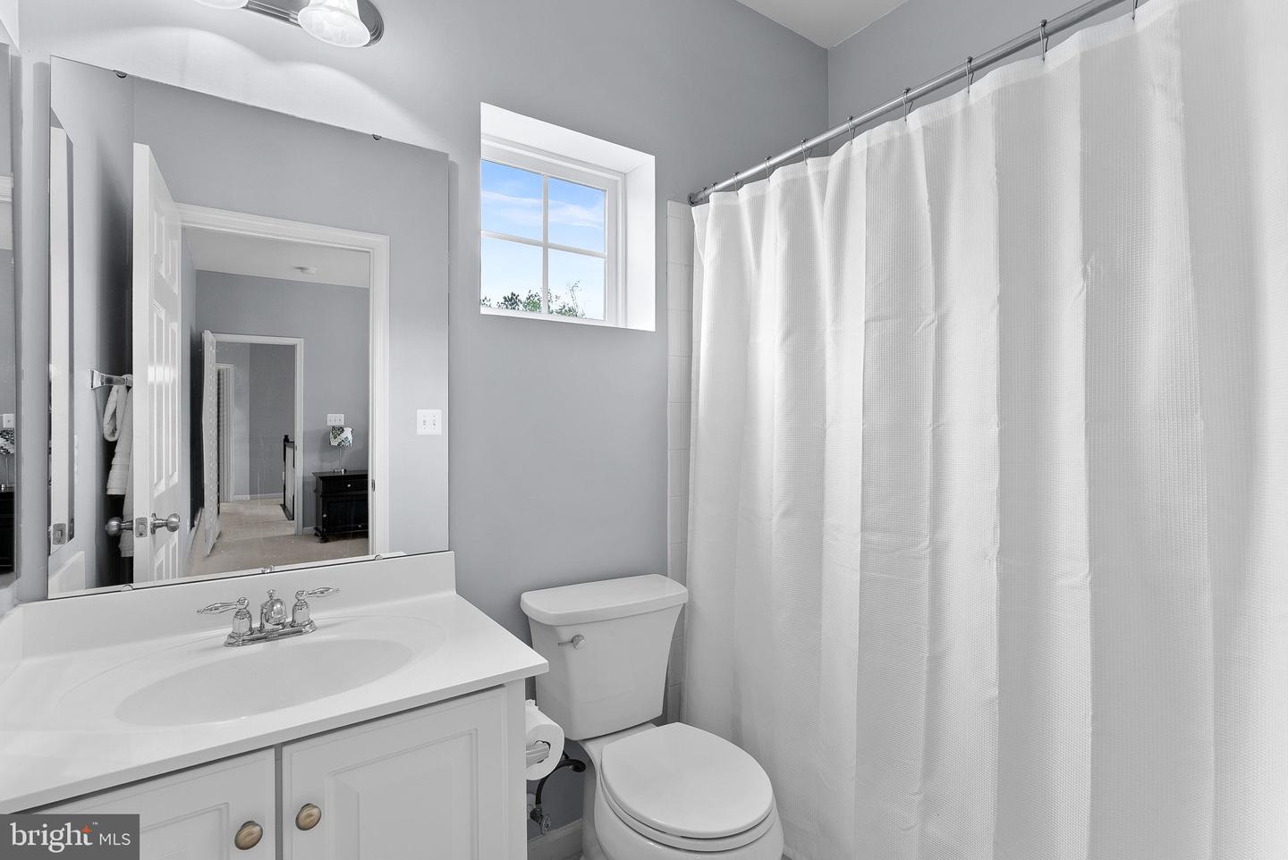 42188 ST HUBERTS PL, CHANTILLY, Virginia 20152, 4 Bedrooms Bedrooms, ,4 BathroomsBathrooms,Residential,For sale,42188 ST HUBERTS PL,VALO2094124 MLS # VALO2094124