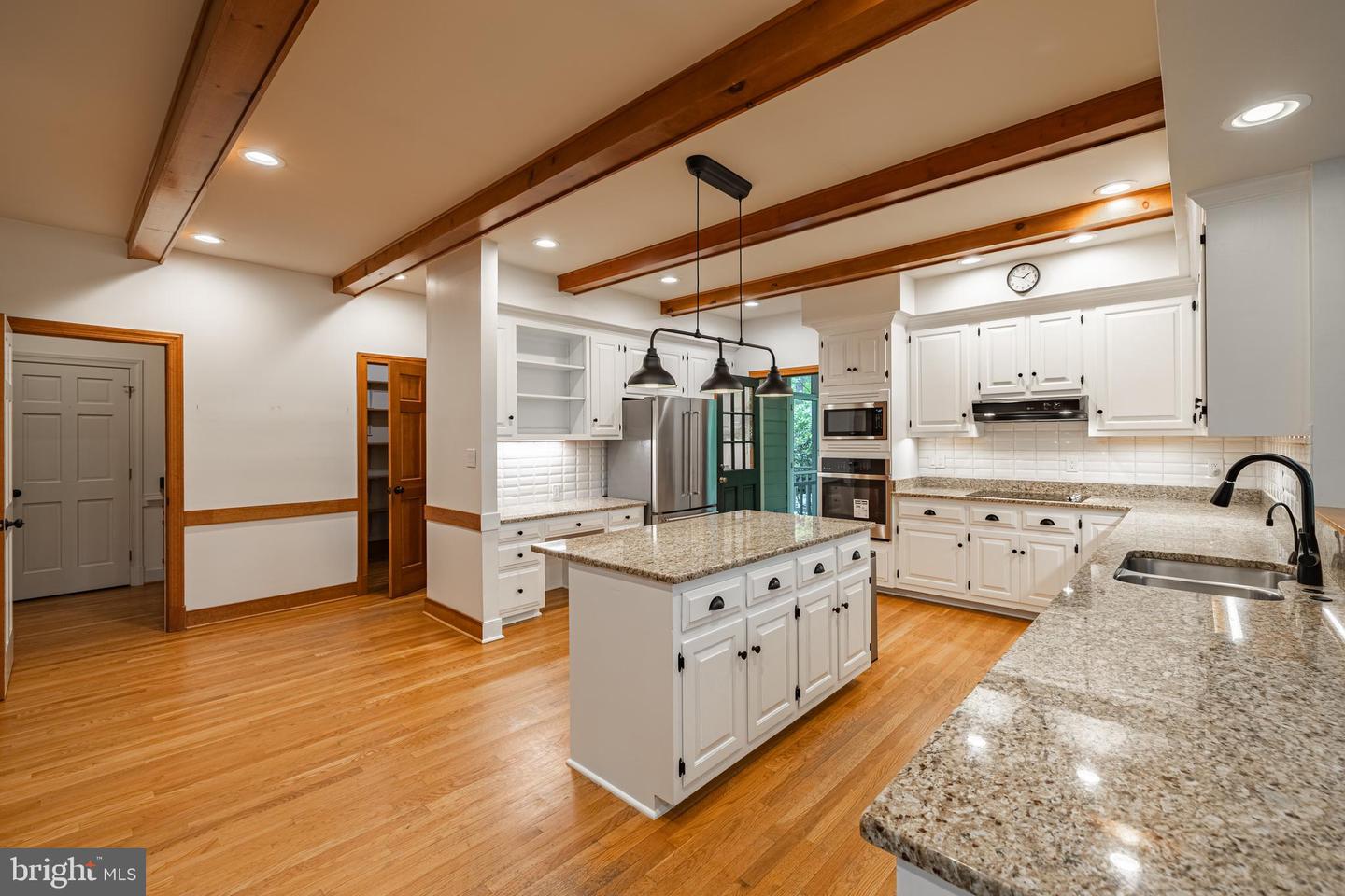 328 PERROW LN, MANAKIN SABOT, Virginia 23103, 4 Bedrooms Bedrooms, 11 Rooms Rooms,3 BathroomsBathrooms,Residential,For sale,328 PERROW LN,VAGO2000366 MLS # VAGO2000366