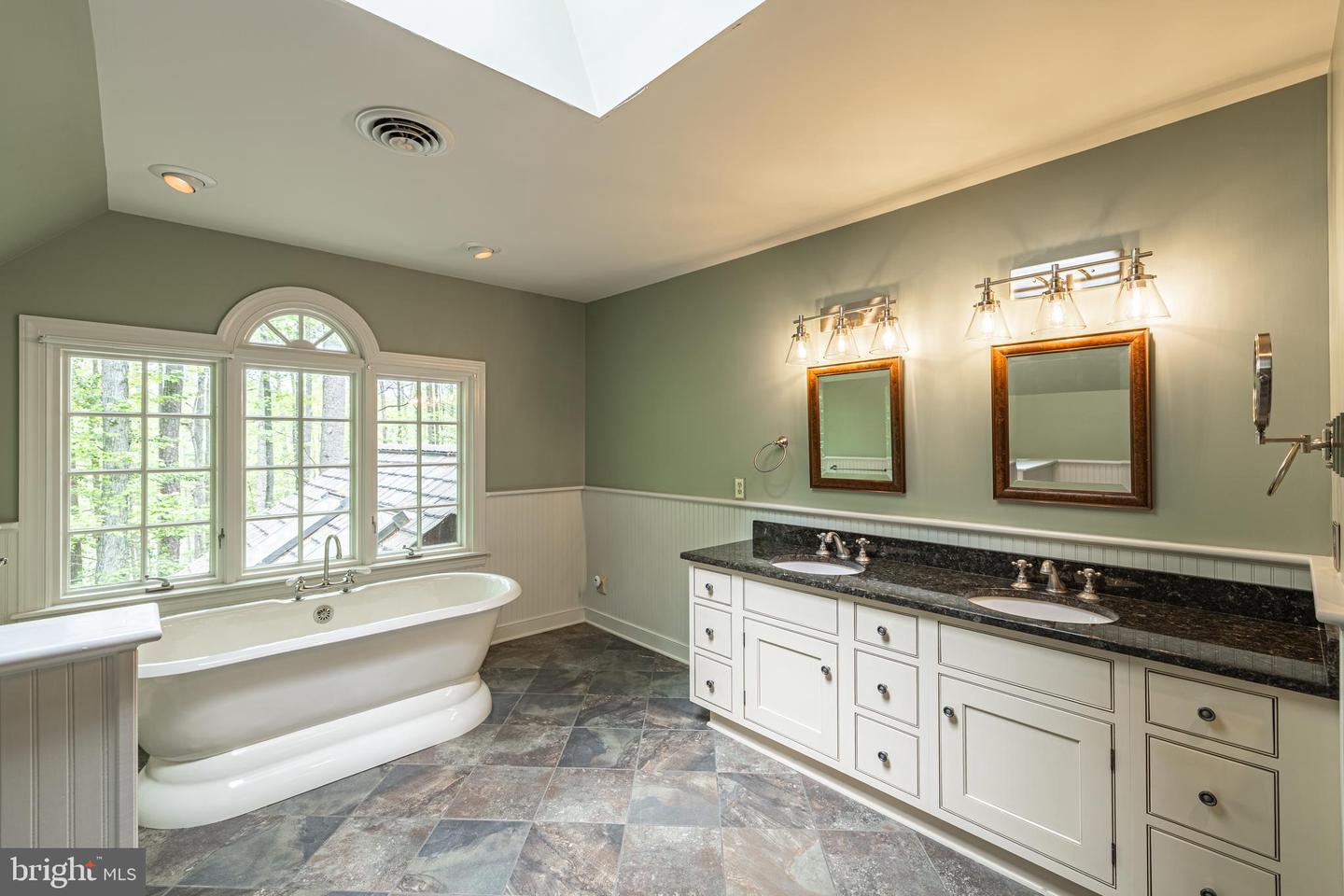 328 PERROW LN, MANAKIN SABOT, Virginia 23103, 4 Bedrooms Bedrooms, 11 Rooms Rooms,3 BathroomsBathrooms,Residential,For sale,328 PERROW LN,VAGO2000366 MLS # VAGO2000366