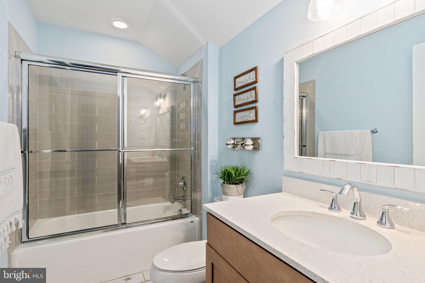 10818 PORTER PARK LN, GLEN ALLEN, Virginia 23059, 4 Bedrooms Bedrooms, 8 Rooms Rooms,4 BathroomsBathrooms,Residential,For sale,10818 PORTER PARK LN,VAHN2000880 MLS # VAHN2000880