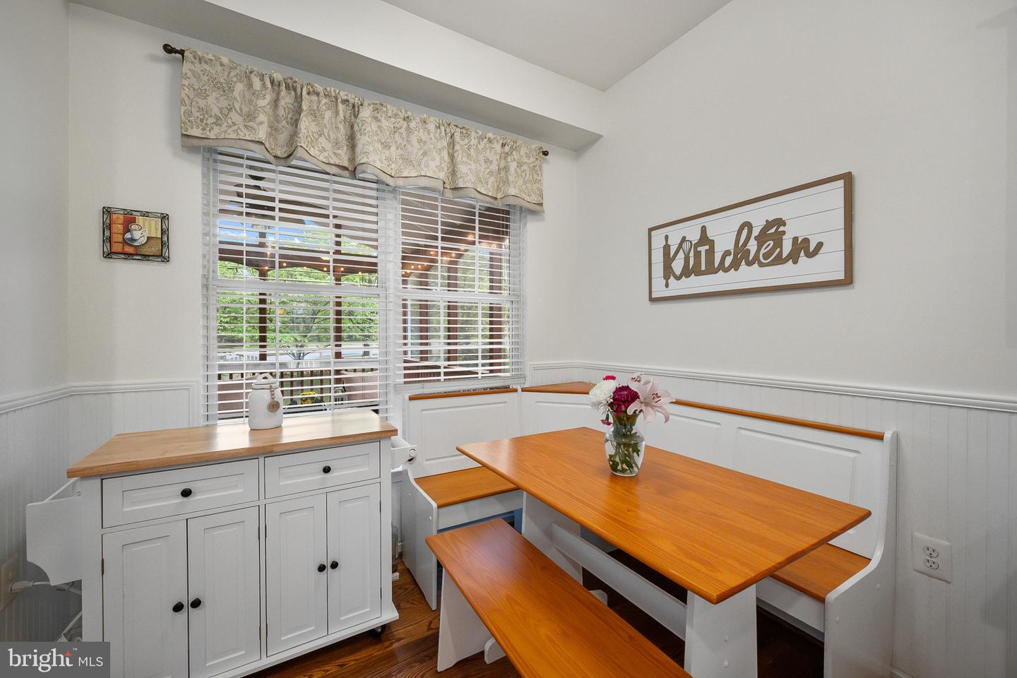 17301 CEDAR BLUFF CT, ROUND HILL, Virginia 20141, 4 Bedrooms Bedrooms, ,3 BathroomsBathrooms,Residential,For sale,17301 CEDAR BLUFF CT,VALO2094280 MLS # VALO2094280