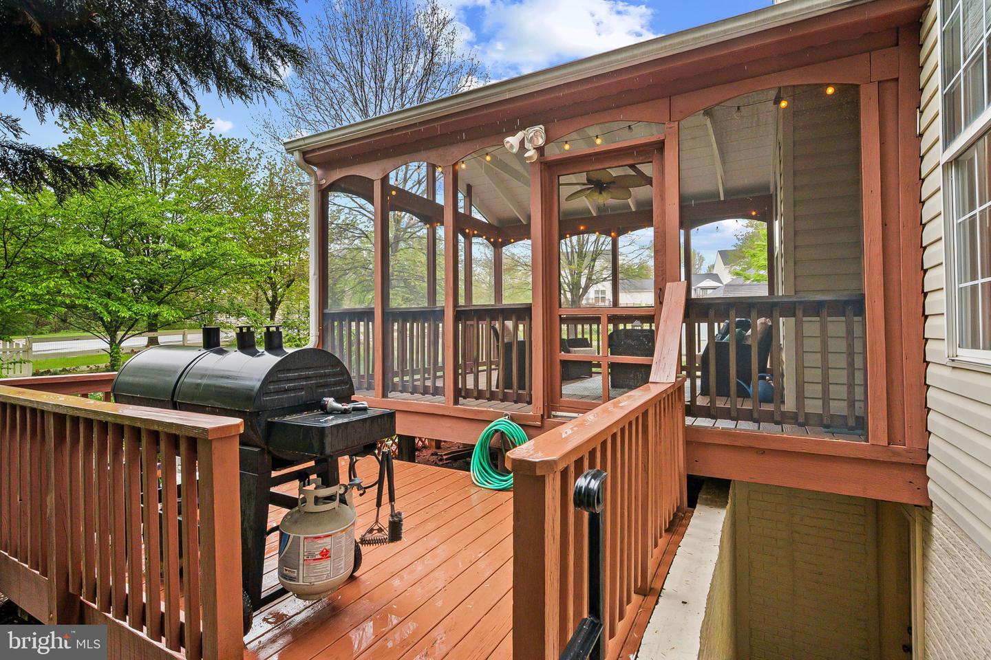 17301 CEDAR BLUFF CT, ROUND HILL, Virginia 20141, 4 Bedrooms Bedrooms, ,3 BathroomsBathrooms,Residential,For sale,17301 CEDAR BLUFF CT,VALO2094280 MLS # VALO2094280
