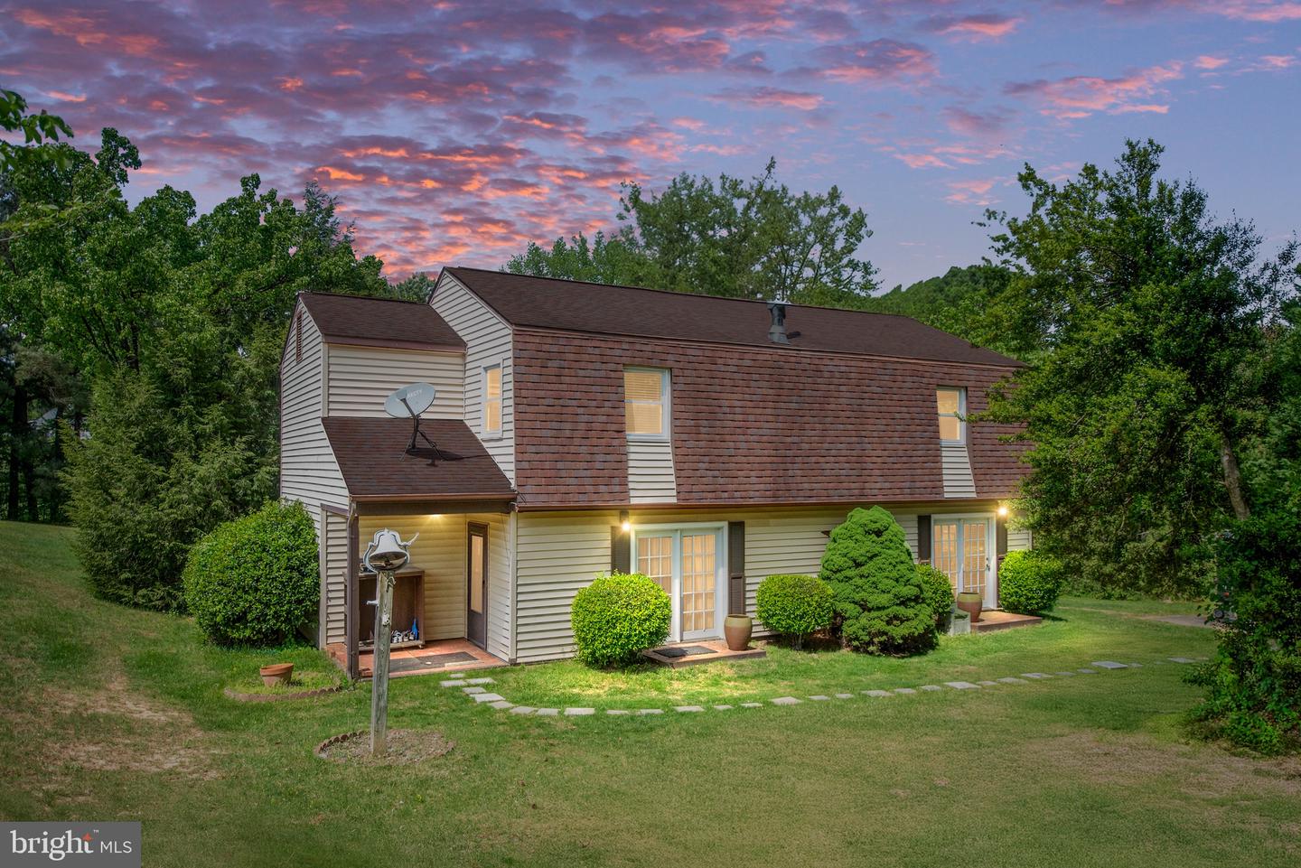 866 TRUSLOW RD, FREDERICKSBURG, Virginia 22406, 3 Bedrooms Bedrooms, ,2 BathroomsBathrooms,Residential,For sale,866 TRUSLOW RD,VAST2037932 MLS # VAST2037932