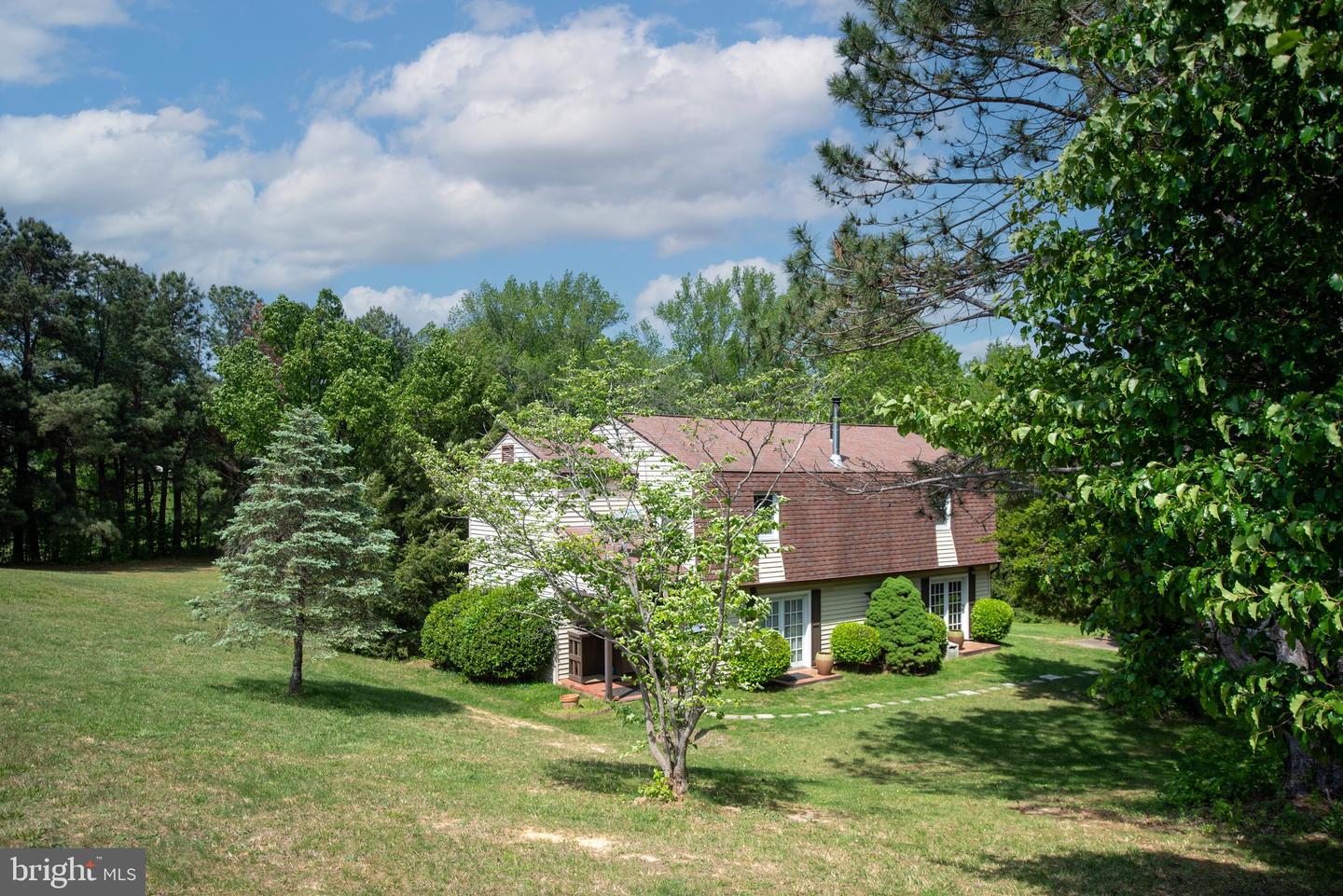 866 TRUSLOW RD, FREDERICKSBURG, Virginia 22406, 3 Bedrooms Bedrooms, ,2 BathroomsBathrooms,Residential,For sale,866 TRUSLOW RD,VAST2037932 MLS # VAST2037932