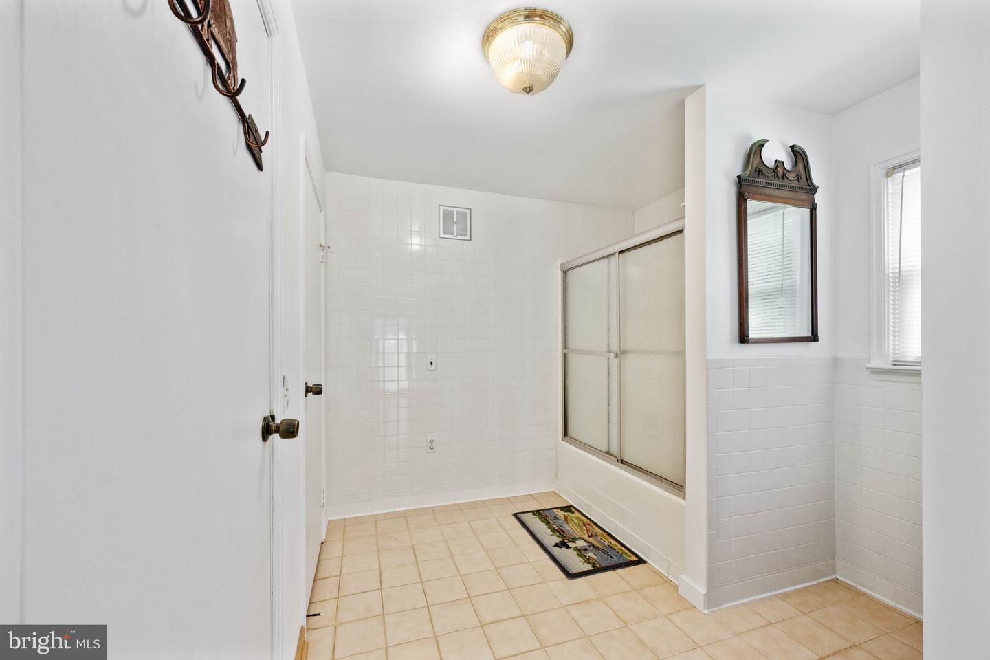 866 TRUSLOW RD, FREDERICKSBURG, Virginia 22406, 3 Bedrooms Bedrooms, ,2 BathroomsBathrooms,Residential,For sale,866 TRUSLOW RD,VAST2037932 MLS # VAST2037932
