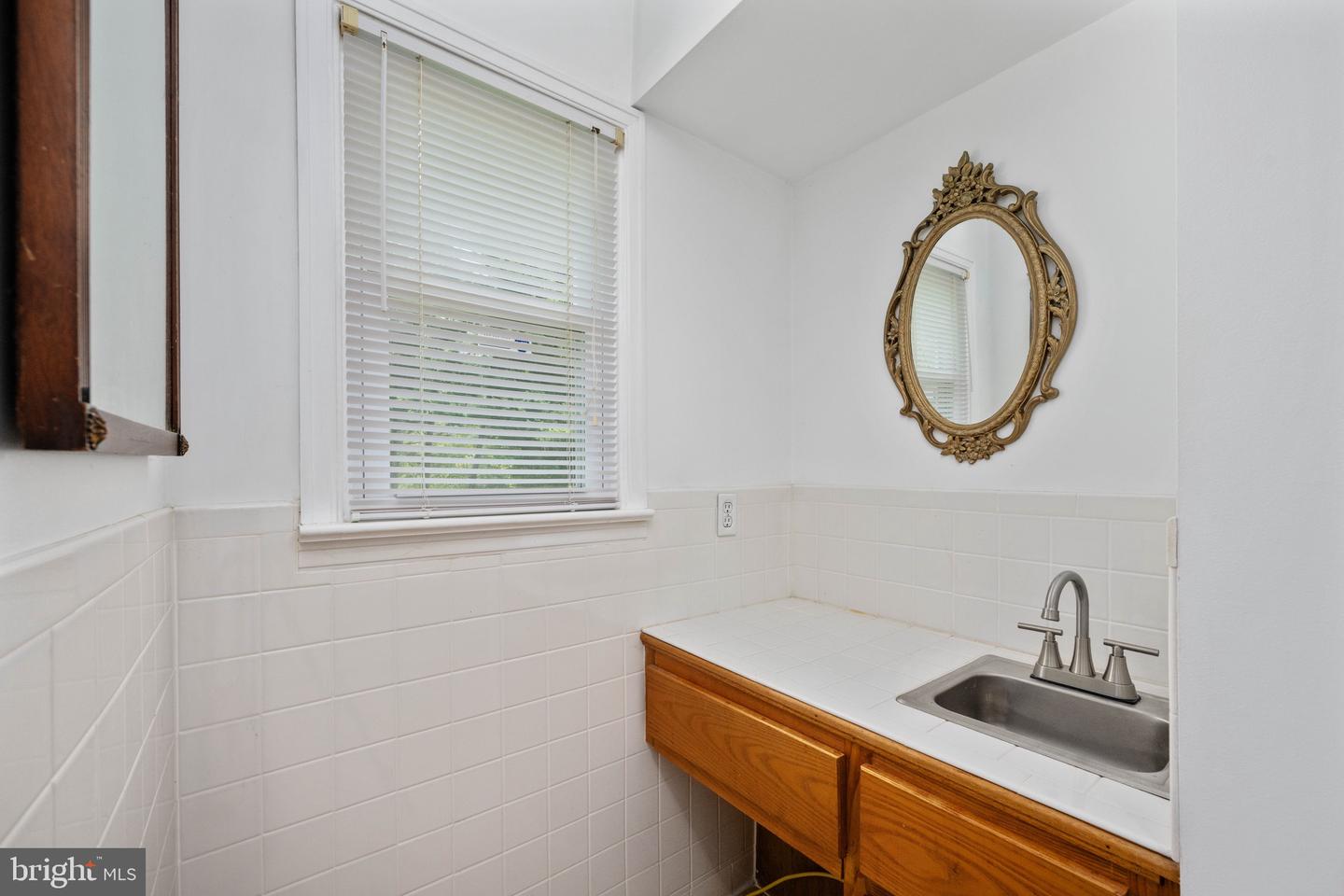 866 TRUSLOW RD, FREDERICKSBURG, Virginia 22406, 3 Bedrooms Bedrooms, ,2 BathroomsBathrooms,Residential,For sale,866 TRUSLOW RD,VAST2037932 MLS # VAST2037932