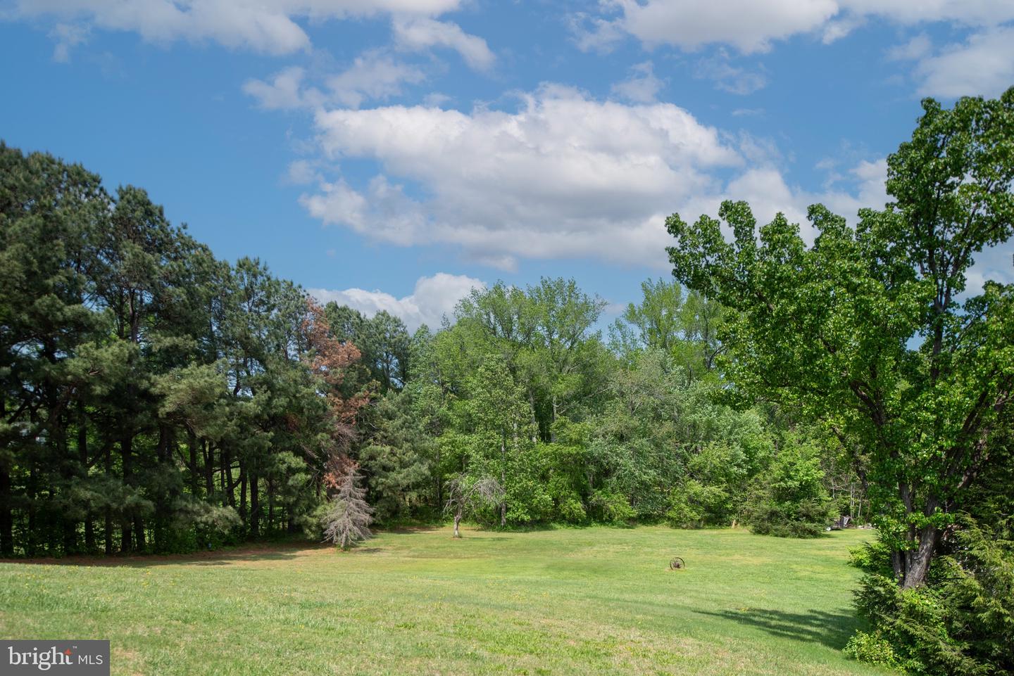 866 TRUSLOW RD, FREDERICKSBURG, Virginia 22406, 3 Bedrooms Bedrooms, ,2 BathroomsBathrooms,Residential,For sale,866 TRUSLOW RD,VAST2037932 MLS # VAST2037932
