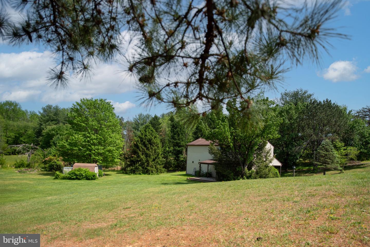 866 TRUSLOW RD, FREDERICKSBURG, Virginia 22406, 3 Bedrooms Bedrooms, ,2 BathroomsBathrooms,Residential,For sale,866 TRUSLOW RD,VAST2037932 MLS # VAST2037932