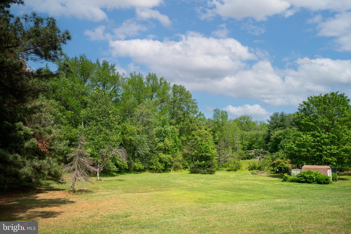866 TRUSLOW RD, FREDERICKSBURG, Virginia 22406, 3 Bedrooms Bedrooms, ,2 BathroomsBathrooms,Residential,For sale,866 TRUSLOW RD,VAST2037932 MLS # VAST2037932