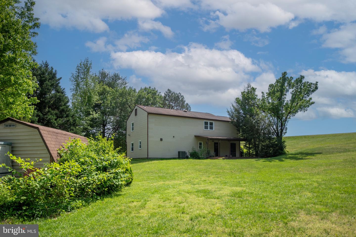866 TRUSLOW RD, FREDERICKSBURG, Virginia 22406, 3 Bedrooms Bedrooms, ,2 BathroomsBathrooms,Residential,For sale,866 TRUSLOW RD,VAST2037932 MLS # VAST2037932