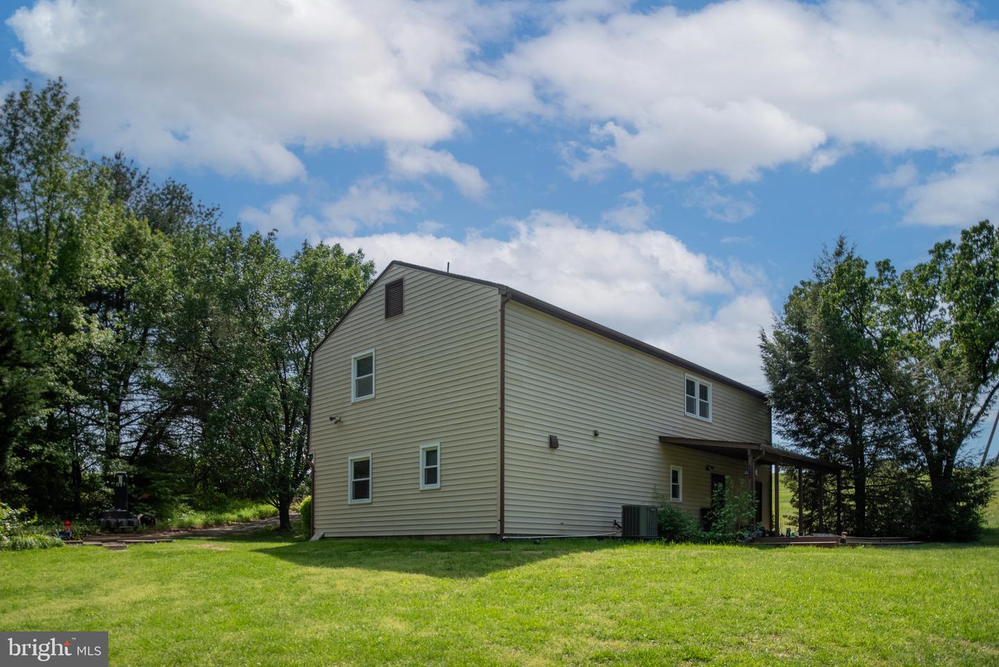 866 TRUSLOW RD, FREDERICKSBURG, Virginia 22406, 3 Bedrooms Bedrooms, ,2 BathroomsBathrooms,Residential,For sale,866 TRUSLOW RD,VAST2037932 MLS # VAST2037932