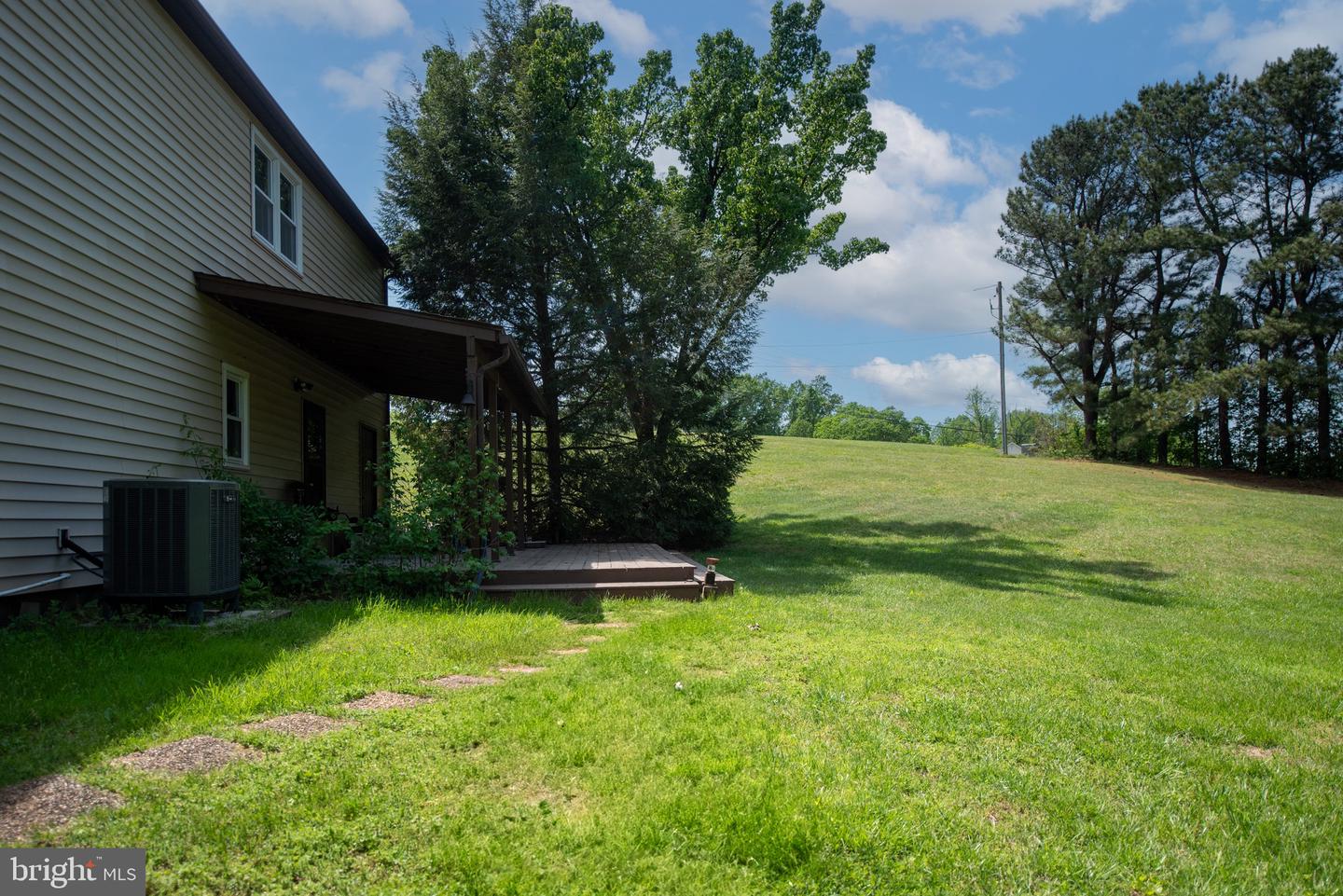 866 TRUSLOW RD, FREDERICKSBURG, Virginia 22406, 3 Bedrooms Bedrooms, ,2 BathroomsBathrooms,Residential,For sale,866 TRUSLOW RD,VAST2037932 MLS # VAST2037932