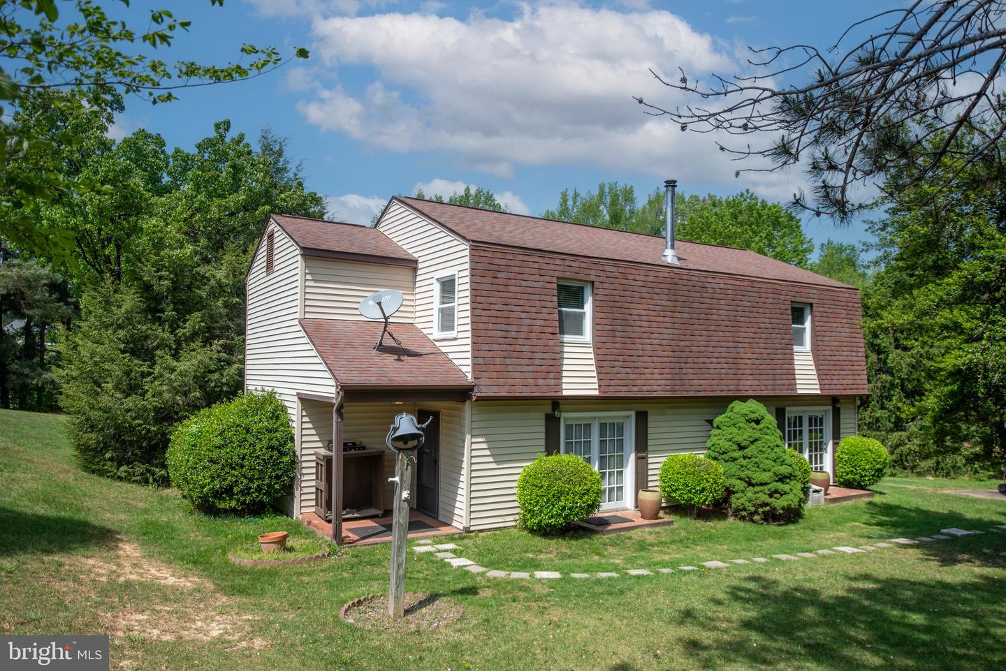 866 TRUSLOW RD, FREDERICKSBURG, Virginia 22406, 3 Bedrooms Bedrooms, ,2 BathroomsBathrooms,Residential,For sale,866 TRUSLOW RD,VAST2037932 MLS # VAST2037932