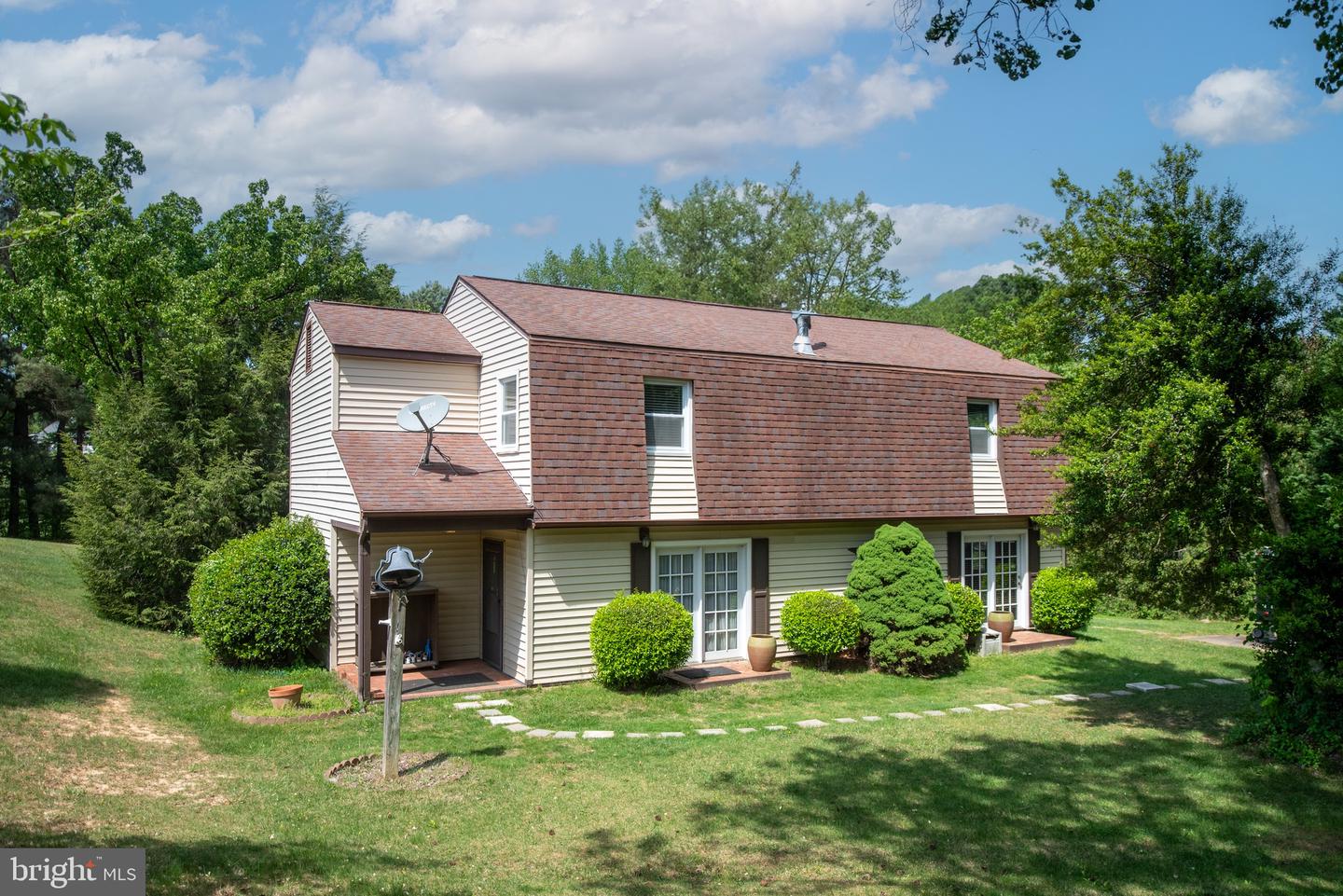 866 TRUSLOW RD, FREDERICKSBURG, Virginia 22406, 3 Bedrooms Bedrooms, ,2 BathroomsBathrooms,Residential,For sale,866 TRUSLOW RD,VAST2037932 MLS # VAST2037932