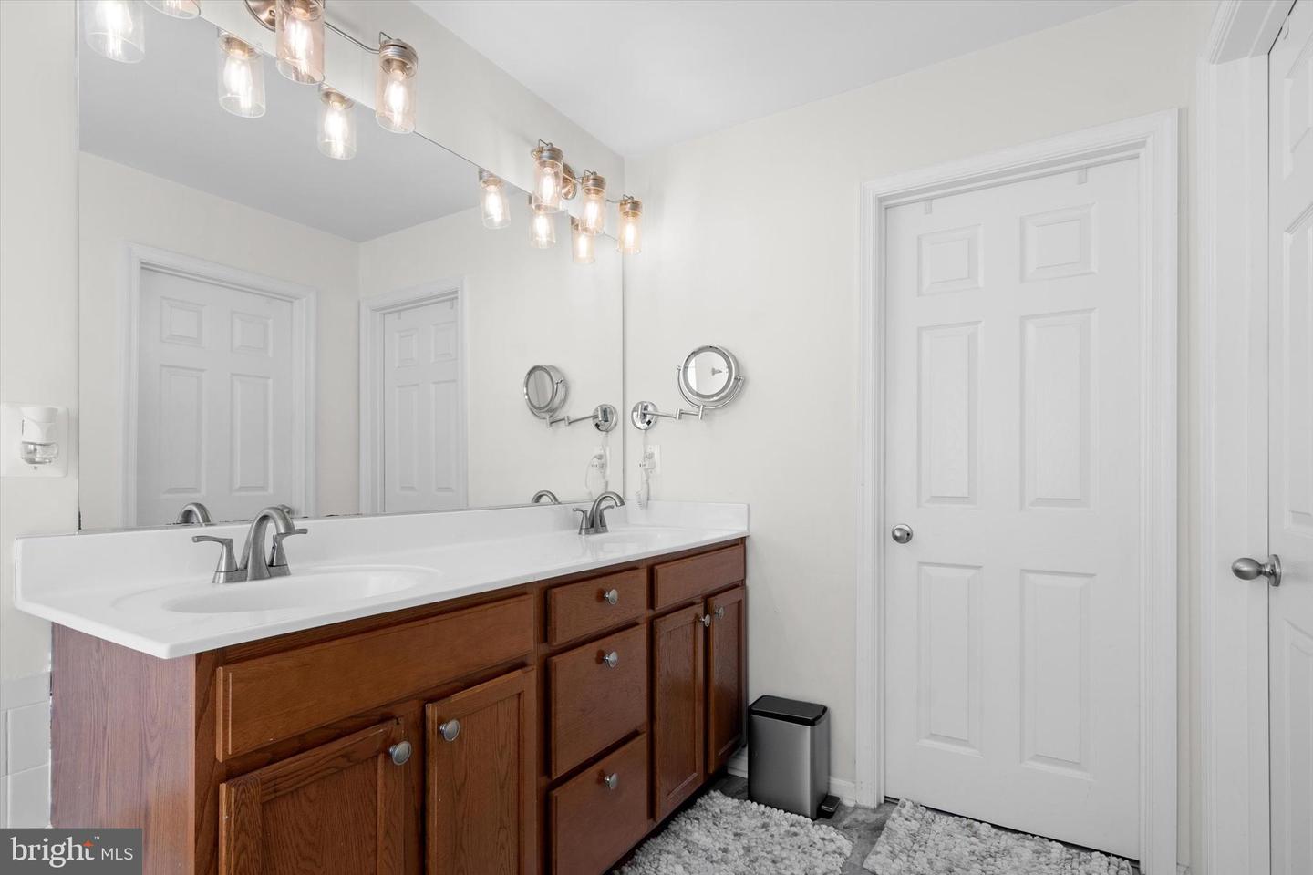 5164 CHARLES EWELL LN, WOODBRIDGE, Virginia 22193, 5 Bedrooms Bedrooms, ,3 BathroomsBathrooms,Residential,For sale,5164 CHARLES EWELL LN,VAPW2092262 MLS # VAPW2092262