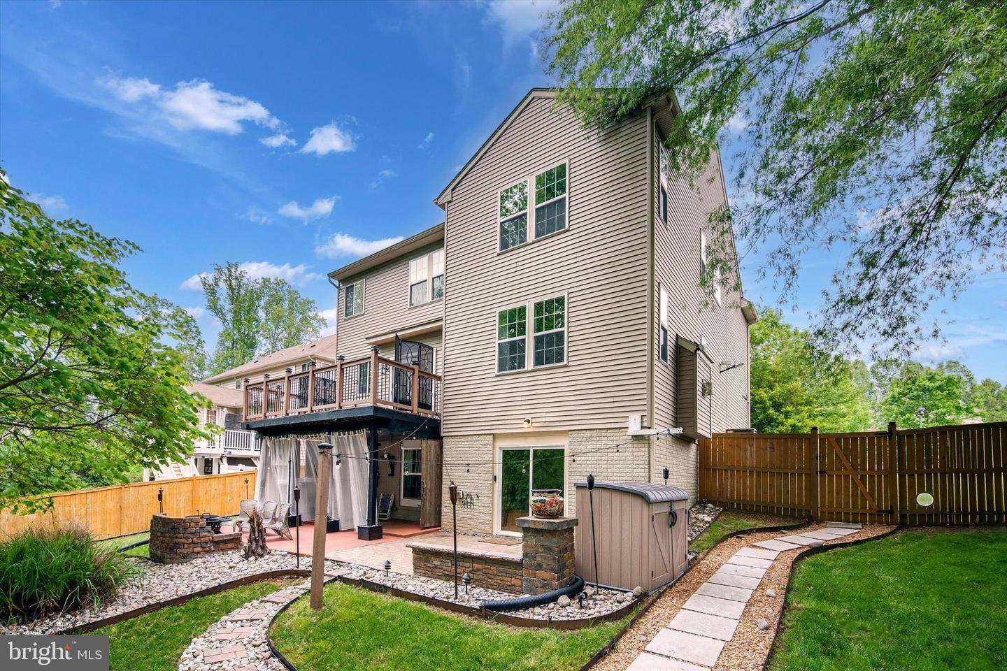 5164 CHARLES EWELL LN, WOODBRIDGE, Virginia 22193, 5 Bedrooms Bedrooms, ,3 BathroomsBathrooms,Residential,For sale,5164 CHARLES EWELL LN,VAPW2092262 MLS # VAPW2092262