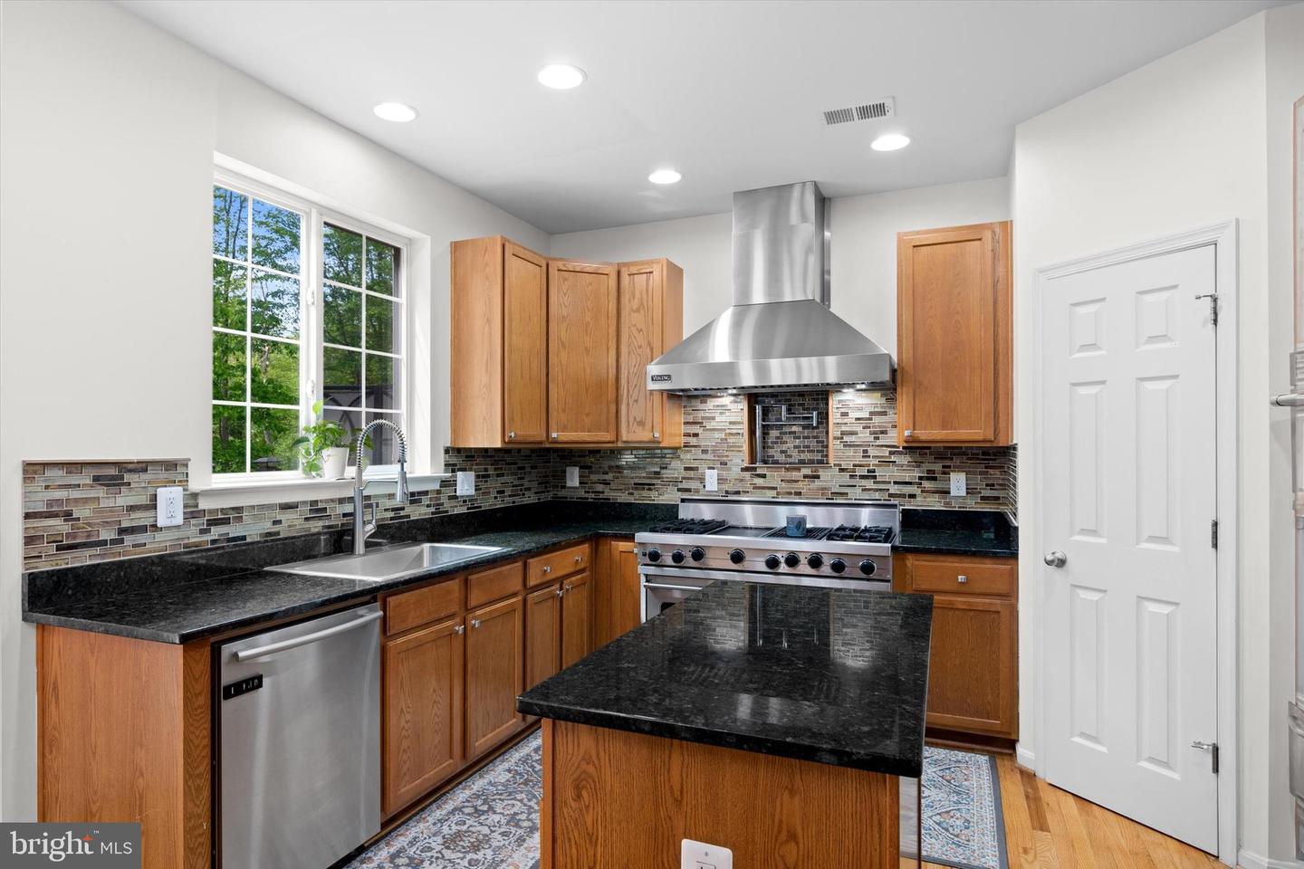 5164 CHARLES EWELL LN, WOODBRIDGE, Virginia 22193, 5 Bedrooms Bedrooms, ,3 BathroomsBathrooms,Residential,For sale,5164 CHARLES EWELL LN,VAPW2092262 MLS # VAPW2092262