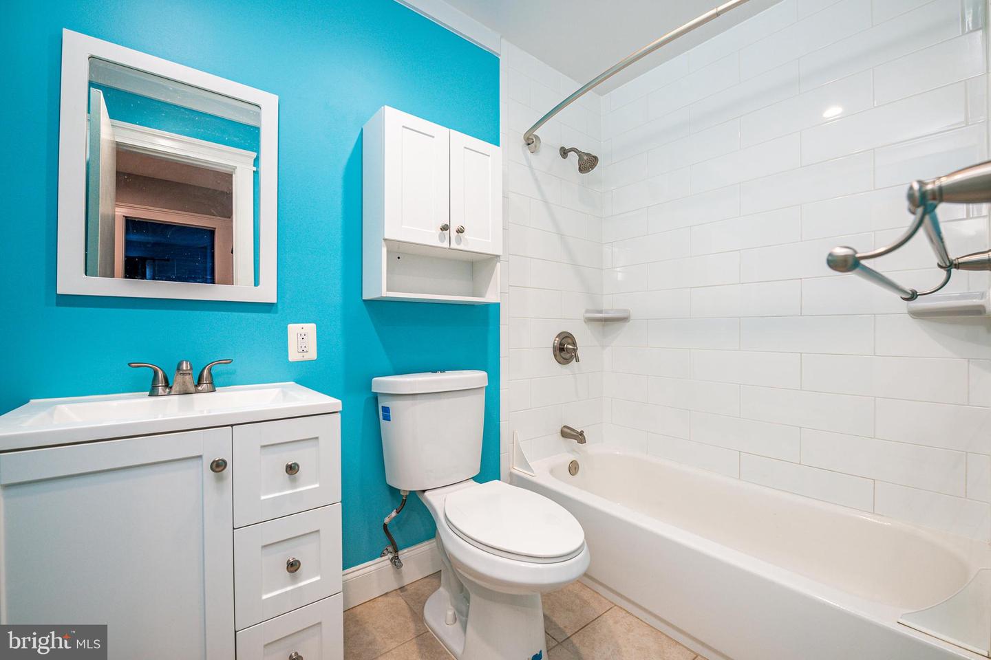 4103 11TH PL N, ARLINGTON, Virginia 22201, 2 Bedrooms Bedrooms, ,2 BathroomsBathrooms,Residential,For sale,4103 11TH PL N,VAAR2056184 MLS # VAAR2056184