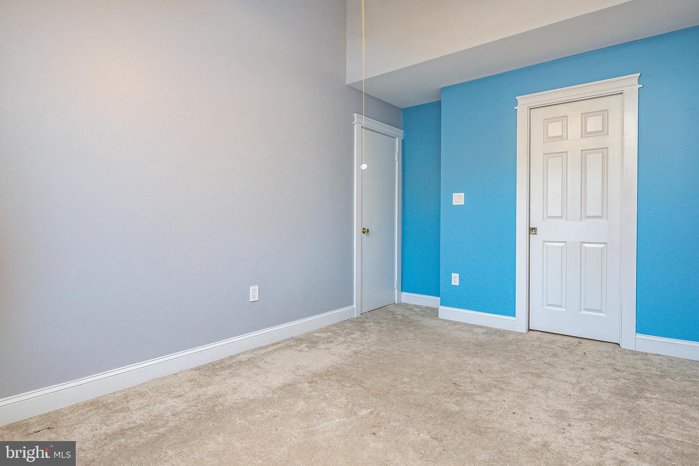 4103 11TH PL N, ARLINGTON, Virginia 22201, 2 Bedrooms Bedrooms, ,2 BathroomsBathrooms,Residential,For sale,4103 11TH PL N,VAAR2056184 MLS # VAAR2056184