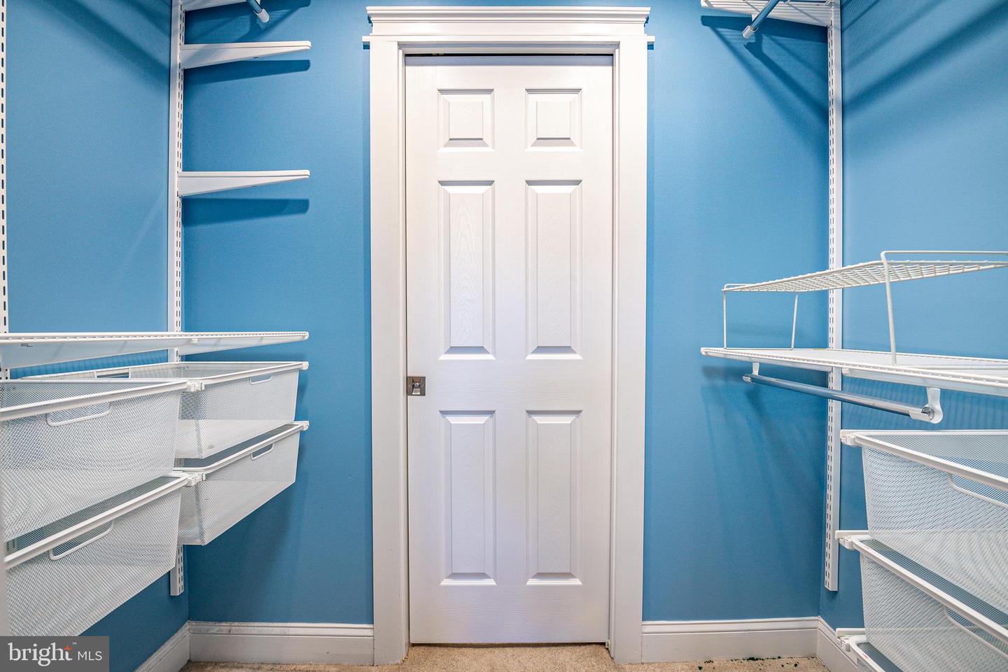 4103 11TH PL N, ARLINGTON, Virginia 22201, 2 Bedrooms Bedrooms, ,2 BathroomsBathrooms,Residential,For sale,4103 11TH PL N,VAAR2056184 MLS # VAAR2056184
