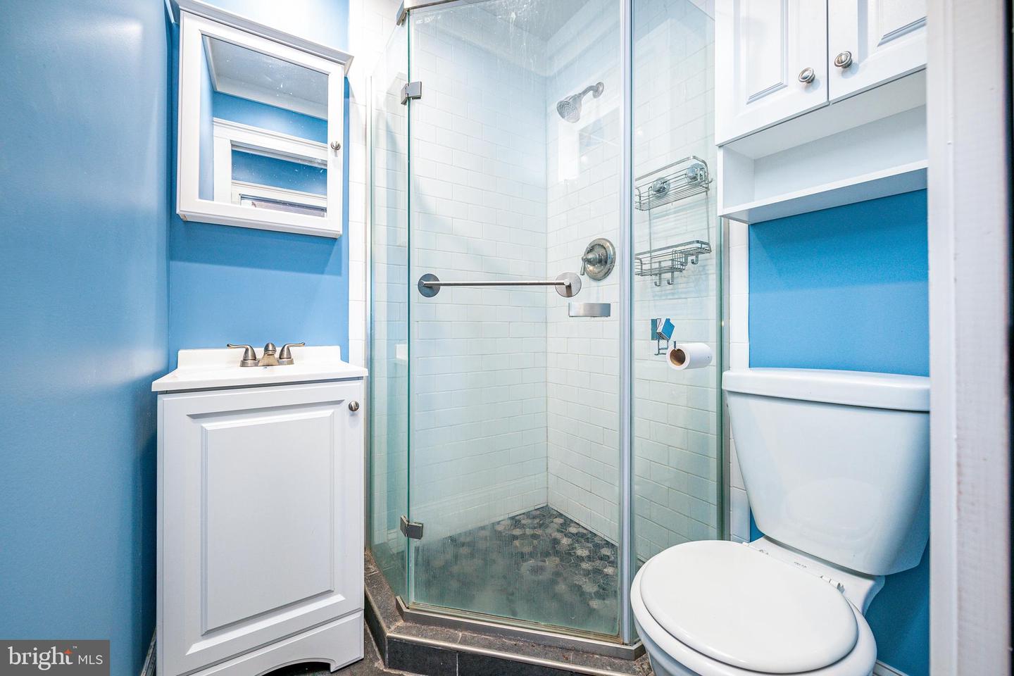 4103 11TH PL N, ARLINGTON, Virginia 22201, 2 Bedrooms Bedrooms, ,2 BathroomsBathrooms,Residential,For sale,4103 11TH PL N,VAAR2056184 MLS # VAAR2056184