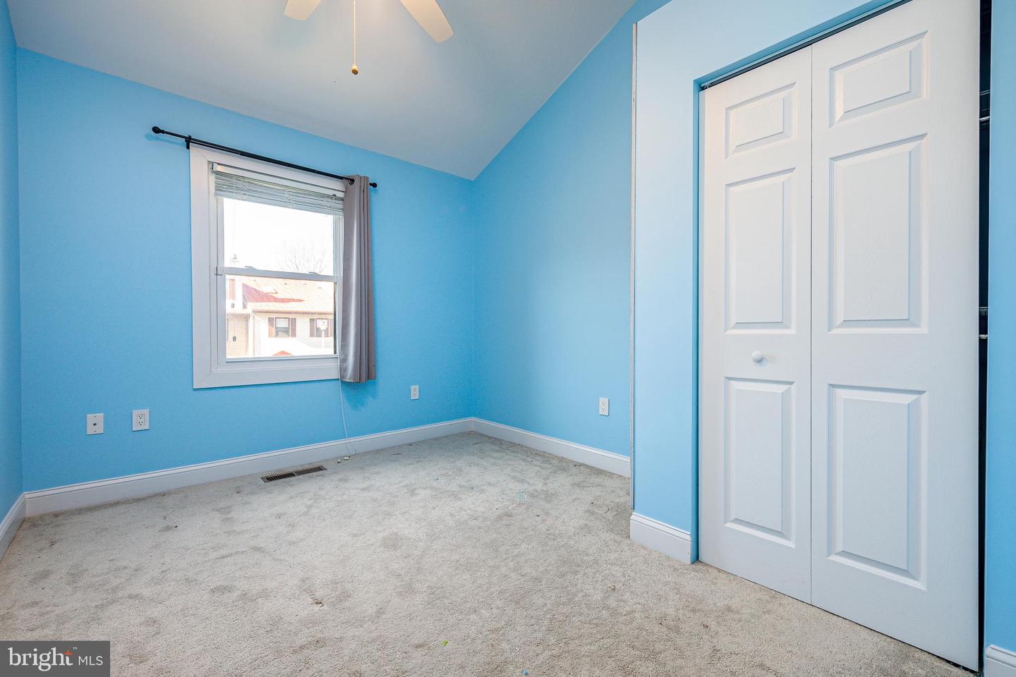 4103 11TH PL N, ARLINGTON, Virginia 22201, 2 Bedrooms Bedrooms, ,2 BathroomsBathrooms,Residential,For sale,4103 11TH PL N,VAAR2056184 MLS # VAAR2056184