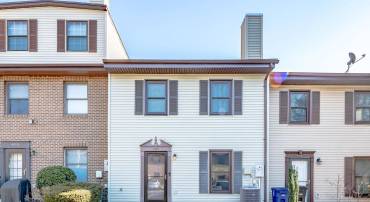 4103 11TH PL N, ARLINGTON, Virginia 22201, 2 Bedrooms Bedrooms, ,2 BathroomsBathrooms,Residential,For sale,4103 11TH PL N,VAAR2056184 MLS # VAAR2056184