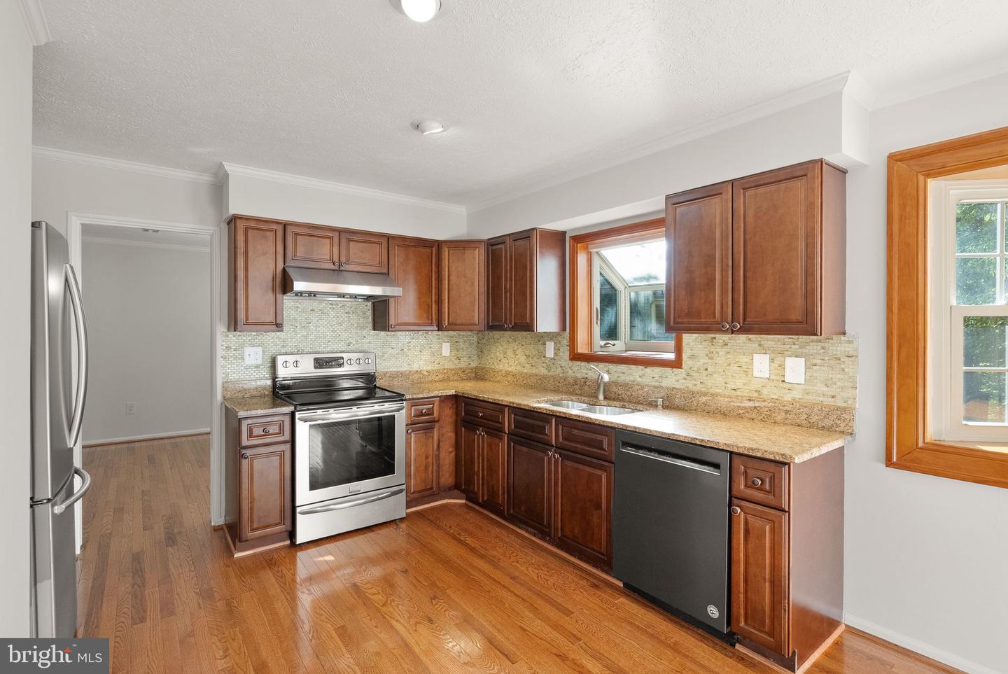 7201 HOPKINS CT, SPRINGFIELD, Virginia 22153, 4 Bedrooms Bedrooms, ,2 BathroomsBathrooms,Residential,For sale,7201 HOPKINS CT,VAFX2235106 MLS # VAFX2235106