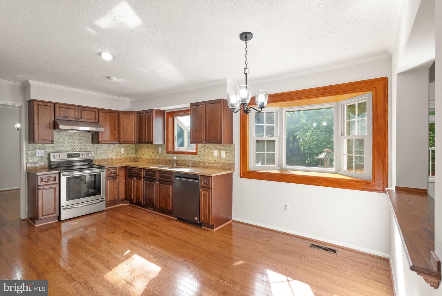 7201 HOPKINS CT, SPRINGFIELD, Virginia 22153, 4 Bedrooms Bedrooms, ,2 BathroomsBathrooms,Residential,For sale,7201 HOPKINS CT,VAFX2235106 MLS # VAFX2235106