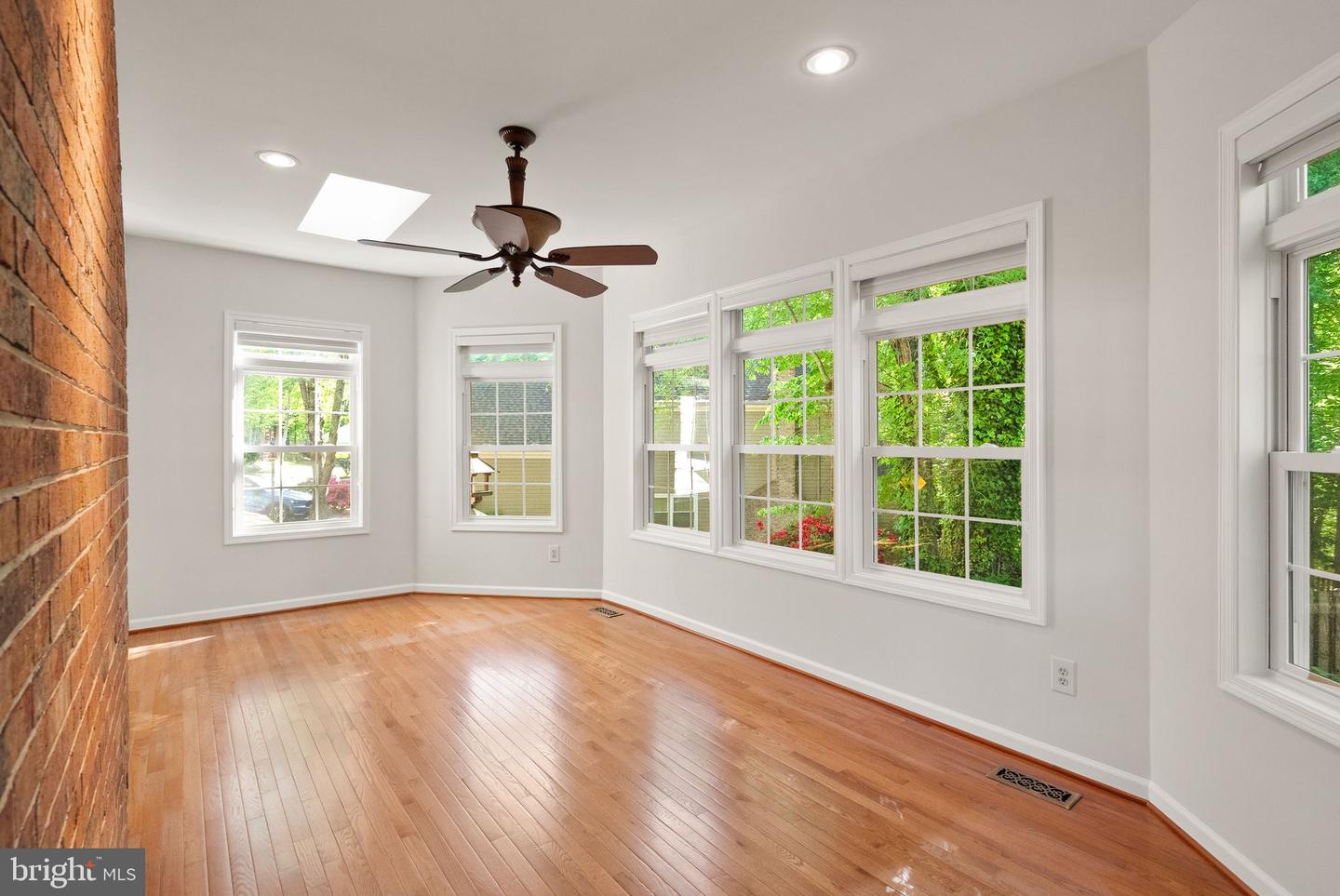 7201 HOPKINS CT, SPRINGFIELD, Virginia 22153, 4 Bedrooms Bedrooms, ,2 BathroomsBathrooms,Residential,For sale,7201 HOPKINS CT,VAFX2235106 MLS # VAFX2235106