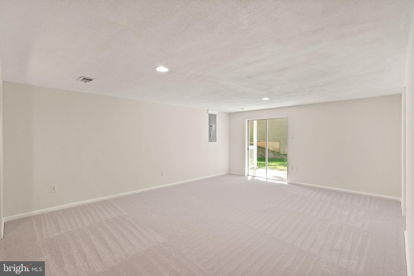 7201 HOPKINS CT, SPRINGFIELD, Virginia 22153, 4 Bedrooms Bedrooms, ,2 BathroomsBathrooms,Residential,For sale,7201 HOPKINS CT,VAFX2235106 MLS # VAFX2235106