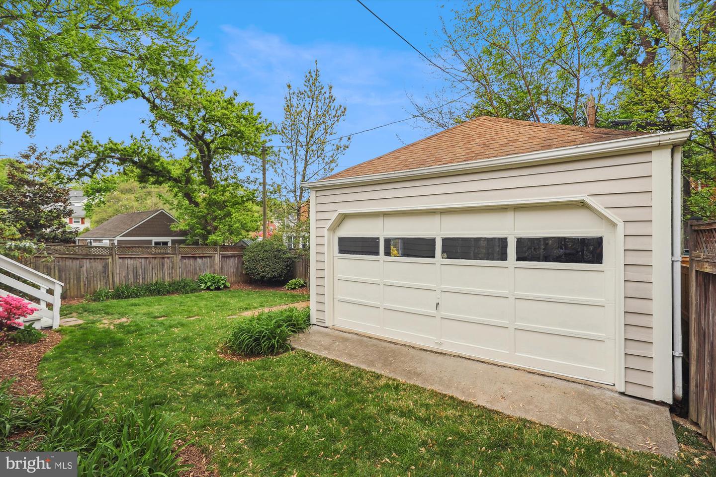 5133 25TH PL N, ARLINGTON, Virginia 22207, 4 Bedrooms Bedrooms, ,2 BathroomsBathrooms,Residential,For sale,5133 25TH PL N,VAAR2056214 MLS # VAAR2056214