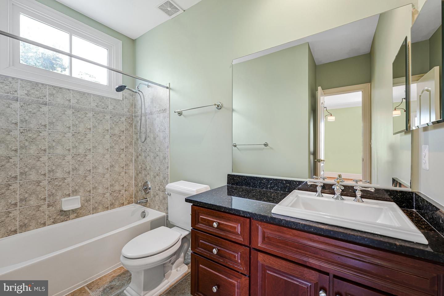 1445 HARVEST CROSSING DR, MCLEAN, Virginia 22101, 4 Bedrooms Bedrooms, ,5 BathroomsBathrooms,Residential,For sale,1445 HARVEST CROSSING DR,VAFX2235048 MLS # VAFX2235048
