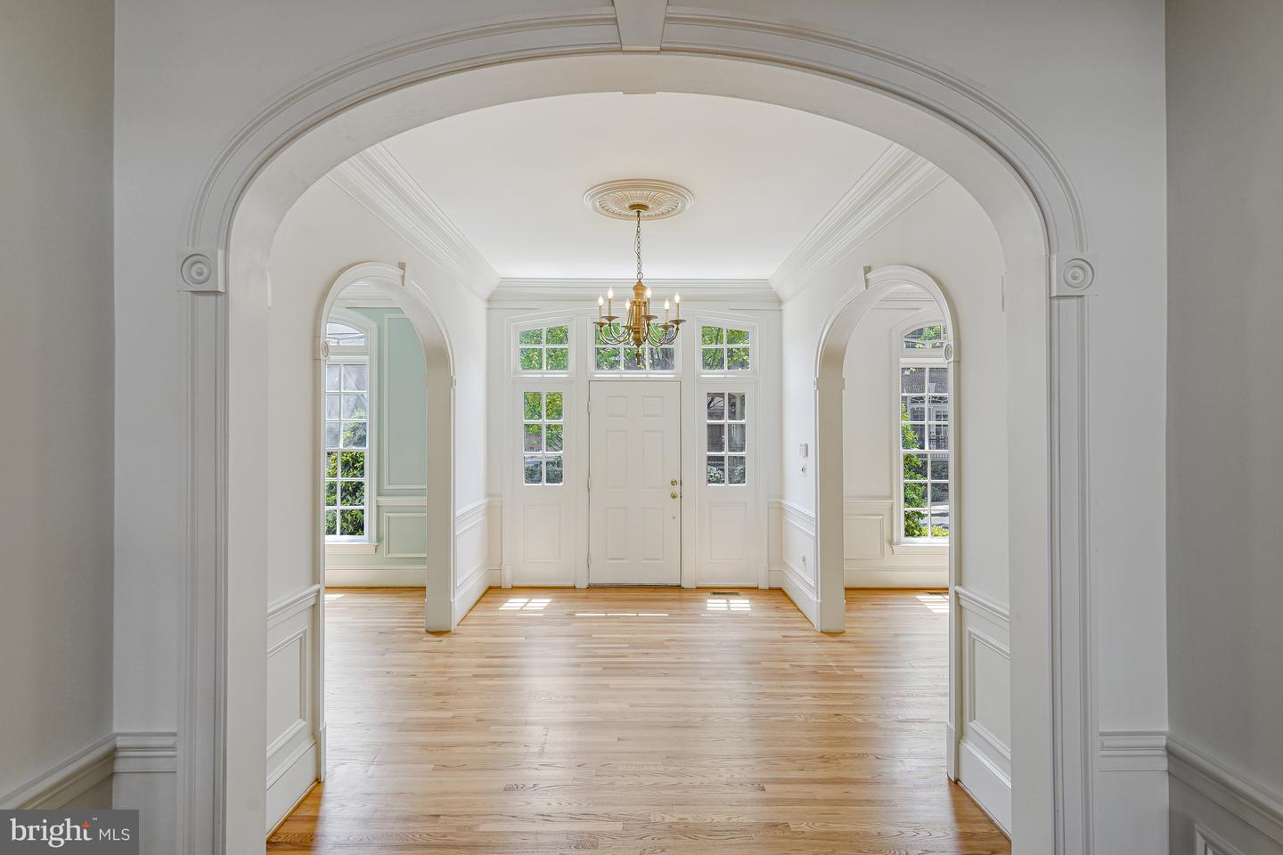 1445 HARVEST CROSSING DR, MCLEAN, Virginia 22101, 4 Bedrooms Bedrooms, ,5 BathroomsBathrooms,Residential,For sale,1445 HARVEST CROSSING DR,VAFX2235048 MLS # VAFX2235048