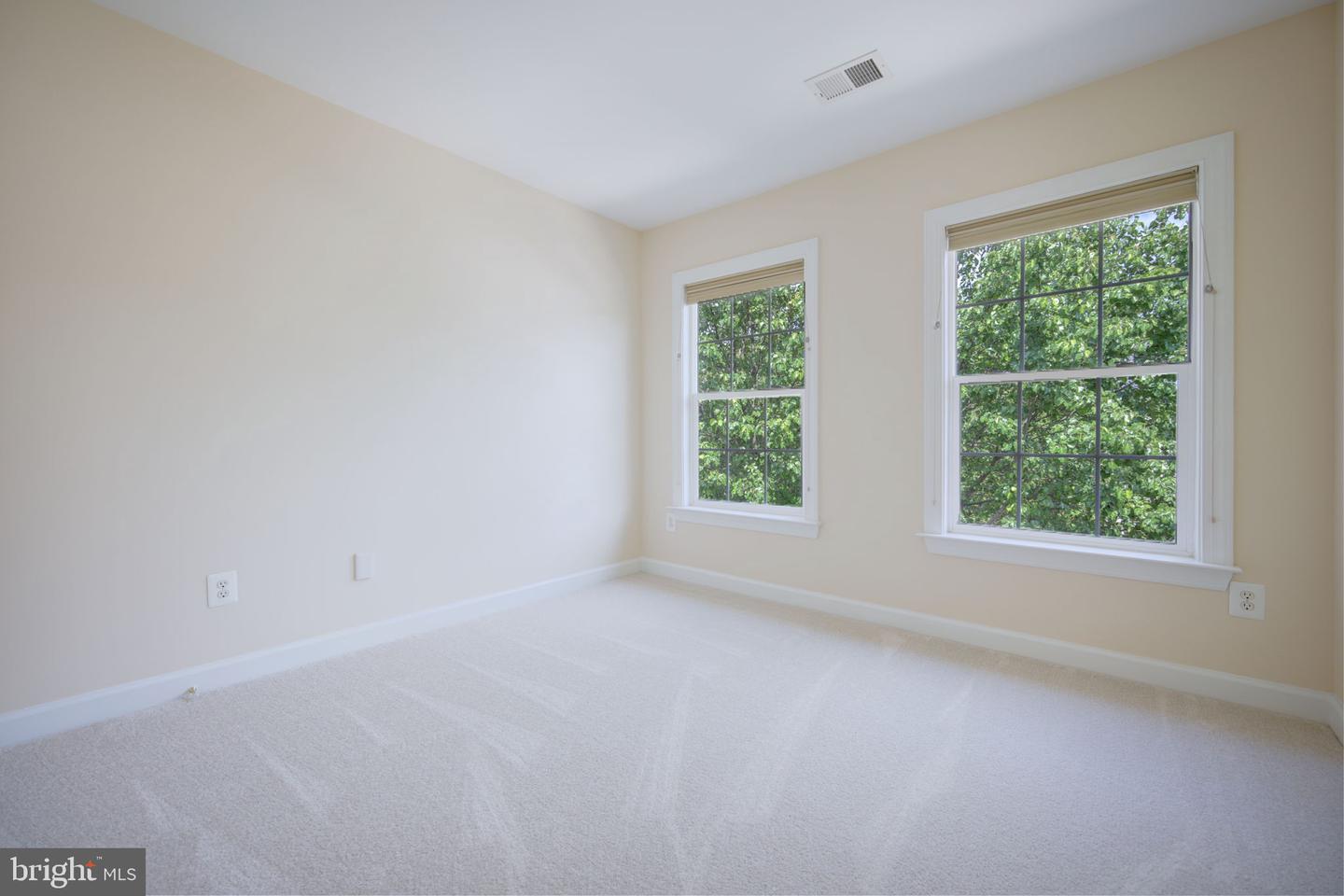 15648 AVOCET LOOP, WOODBRIDGE, Virginia 22191, 3 Bedrooms Bedrooms, ,3 BathroomsBathrooms,Residential,For sale,15648 AVOCET LOOP,VAPW2092324 MLS # VAPW2092324