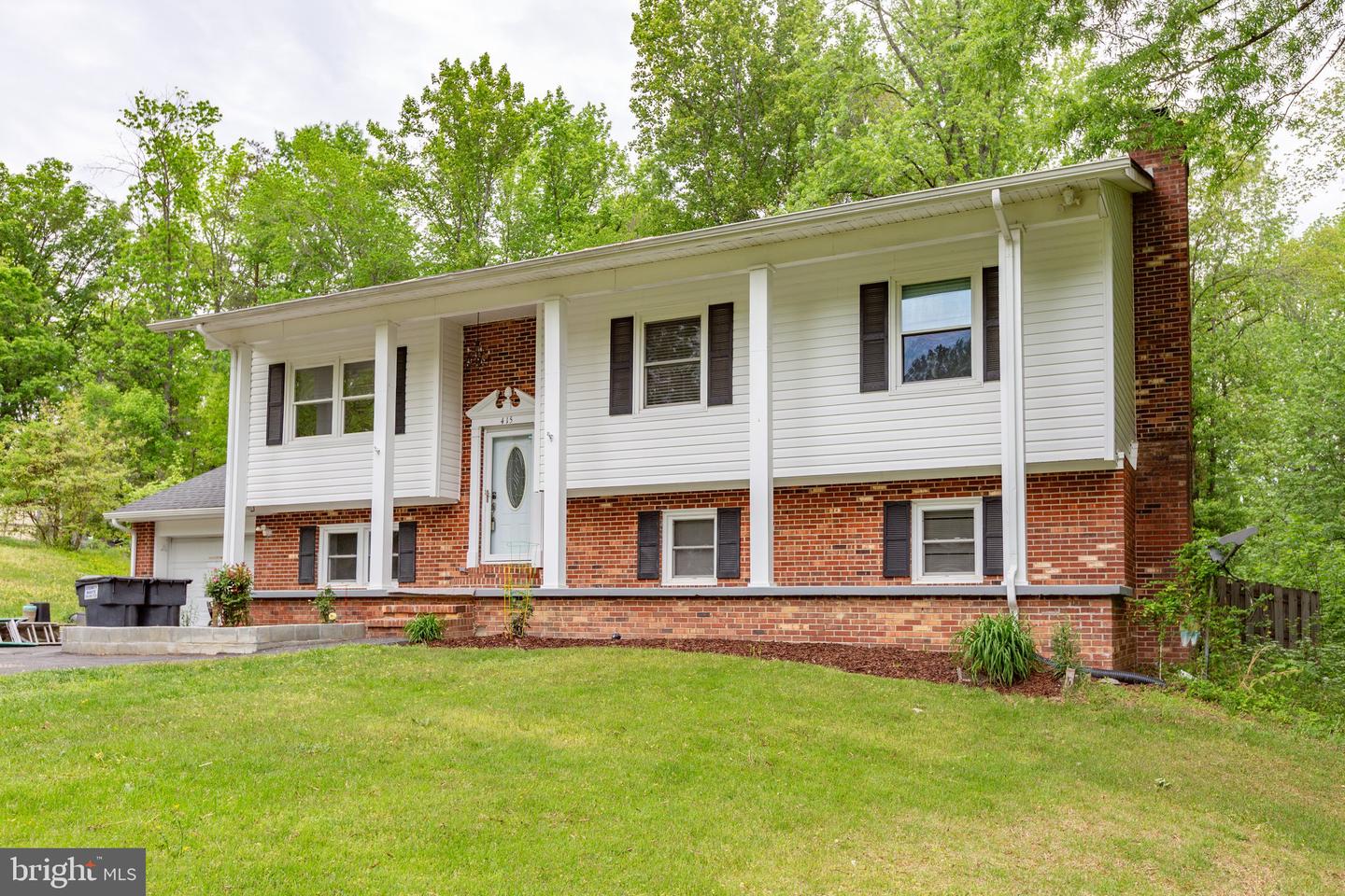 415 COOPER ST, SPOTSYLVANIA, Virginia 22551, 5 Bedrooms Bedrooms, ,3 BathroomsBathrooms,Residential,For sale,415 COOPER ST,VASP2032392 MLS # VASP2032392