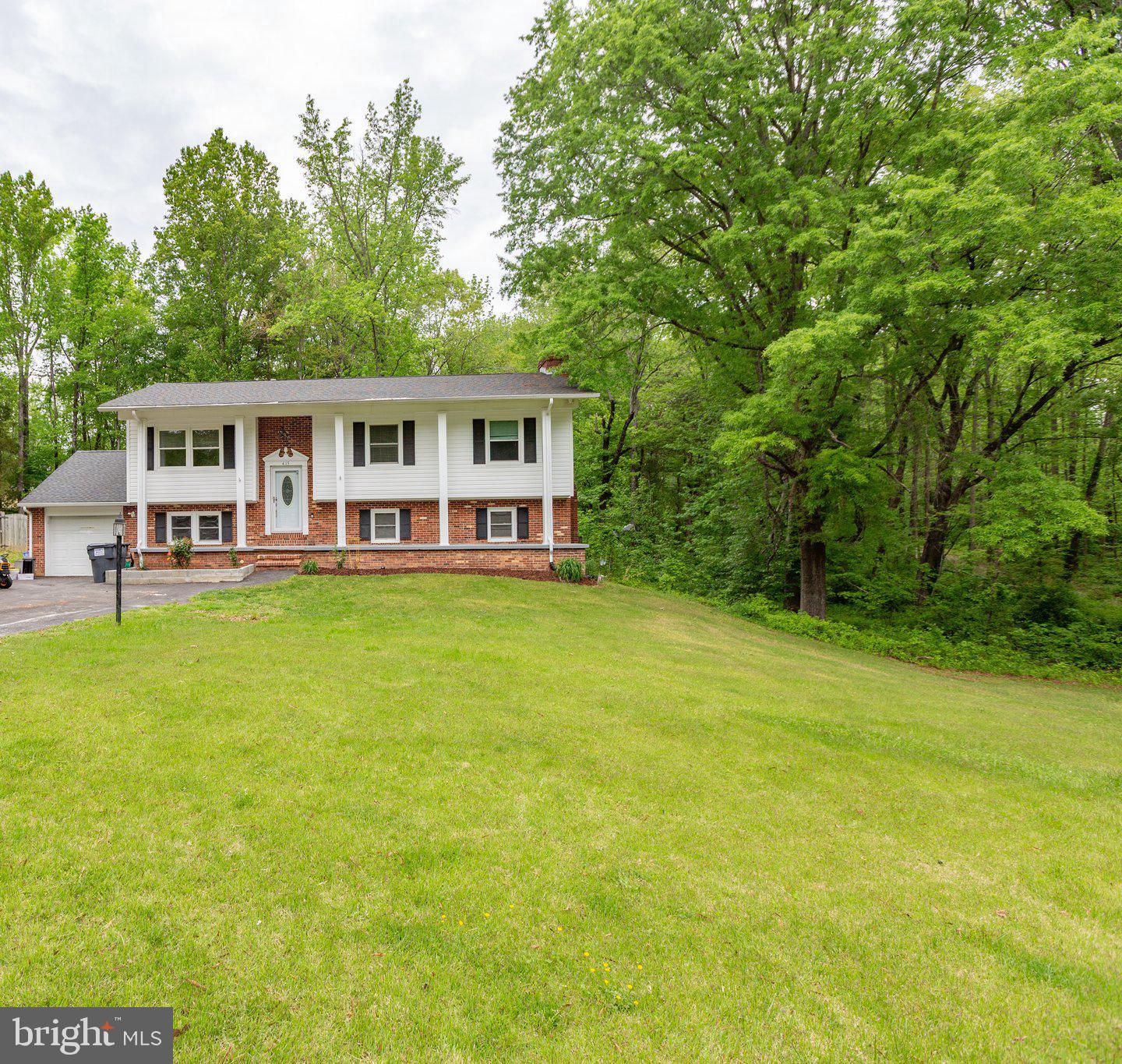 415 COOPER ST, SPOTSYLVANIA, Virginia 22551, 5 Bedrooms Bedrooms, ,3 BathroomsBathrooms,Residential,For sale,415 COOPER ST,VASP2032392 MLS # VASP2032392