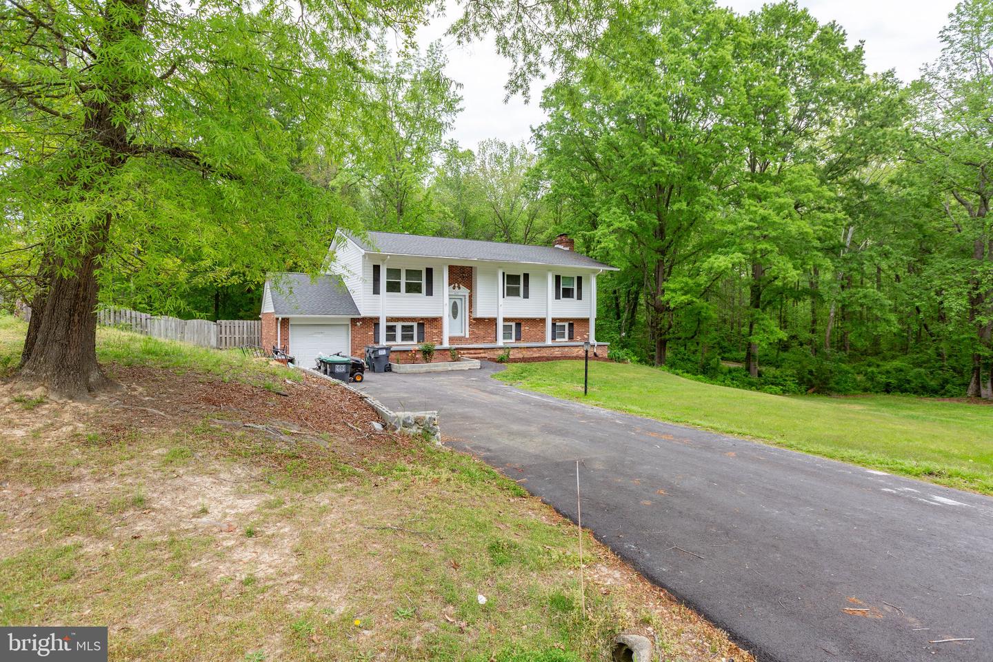 415 COOPER ST, SPOTSYLVANIA, Virginia 22551, 5 Bedrooms Bedrooms, ,3 BathroomsBathrooms,Residential,For sale,415 COOPER ST,VASP2032392 MLS # VASP2032392
