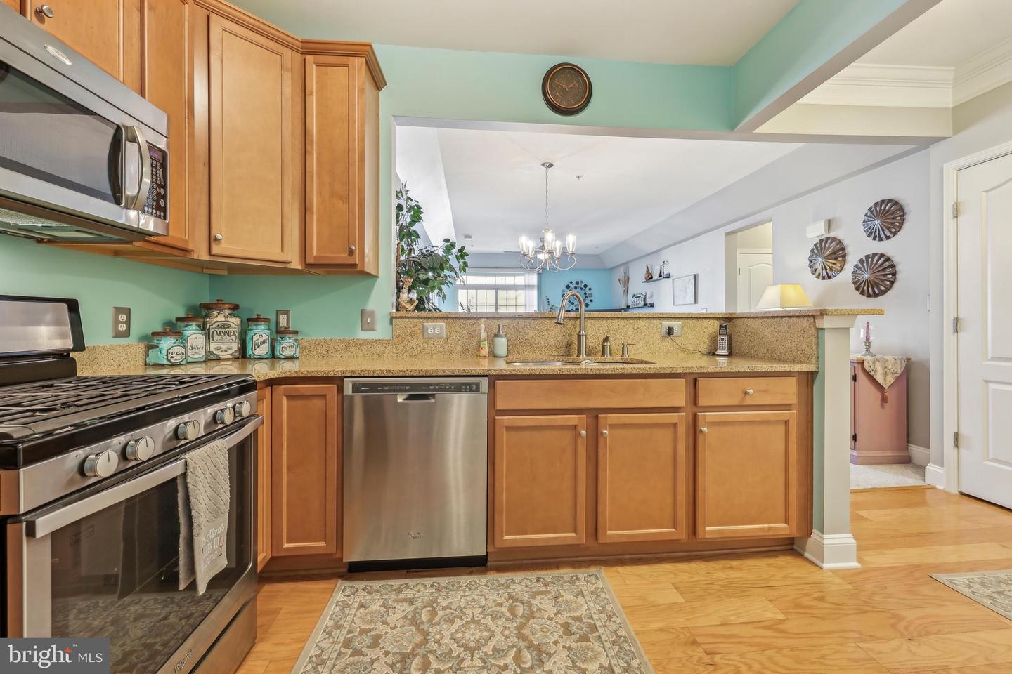 9200 CHARLESTON DR #408, MANASSAS, Virginia 20110, 2 Bedrooms Bedrooms, ,2 BathroomsBathrooms,Residential,For sale,9200 CHARLESTON DR #408,VAMN2008176 MLS # VAMN2008176