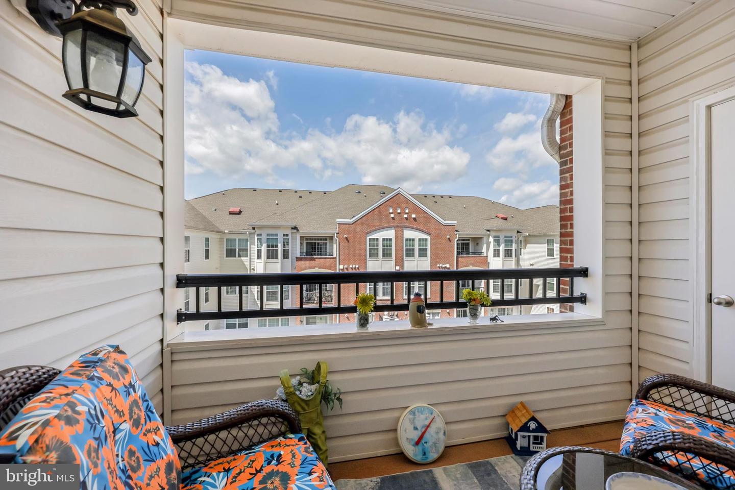 9200 CHARLESTON DR #408, MANASSAS, Virginia 20110, 2 Bedrooms Bedrooms, ,2 BathroomsBathrooms,Residential,For sale,9200 CHARLESTON DR #408,VAMN2008176 MLS # VAMN2008176