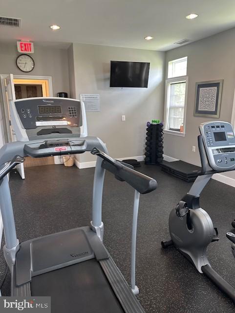 9200 CHARLESTON DR #408, MANASSAS, Virginia 20110, 2 Bedrooms Bedrooms, ,2 BathroomsBathrooms,Residential,For sale,9200 CHARLESTON DR #408,VAMN2008176 MLS # VAMN2008176