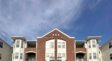 9200 CHARLESTON DR #408, MANASSAS, Virginia 20110, 2 Bedrooms Bedrooms, ,2 BathroomsBathrooms,Residential,For sale,9200 CHARLESTON DR #408,VAMN2008176 MLS # VAMN2008176
