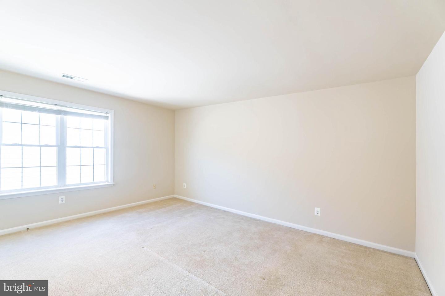 6833 SADDLE RUN WAY, GAINESVILLE, Virginia 20155, 3 Bedrooms Bedrooms, ,3 BathroomsBathrooms,Residential,For sale,6833 SADDLE RUN WAY,VAPW2092492 MLS # VAPW2092492