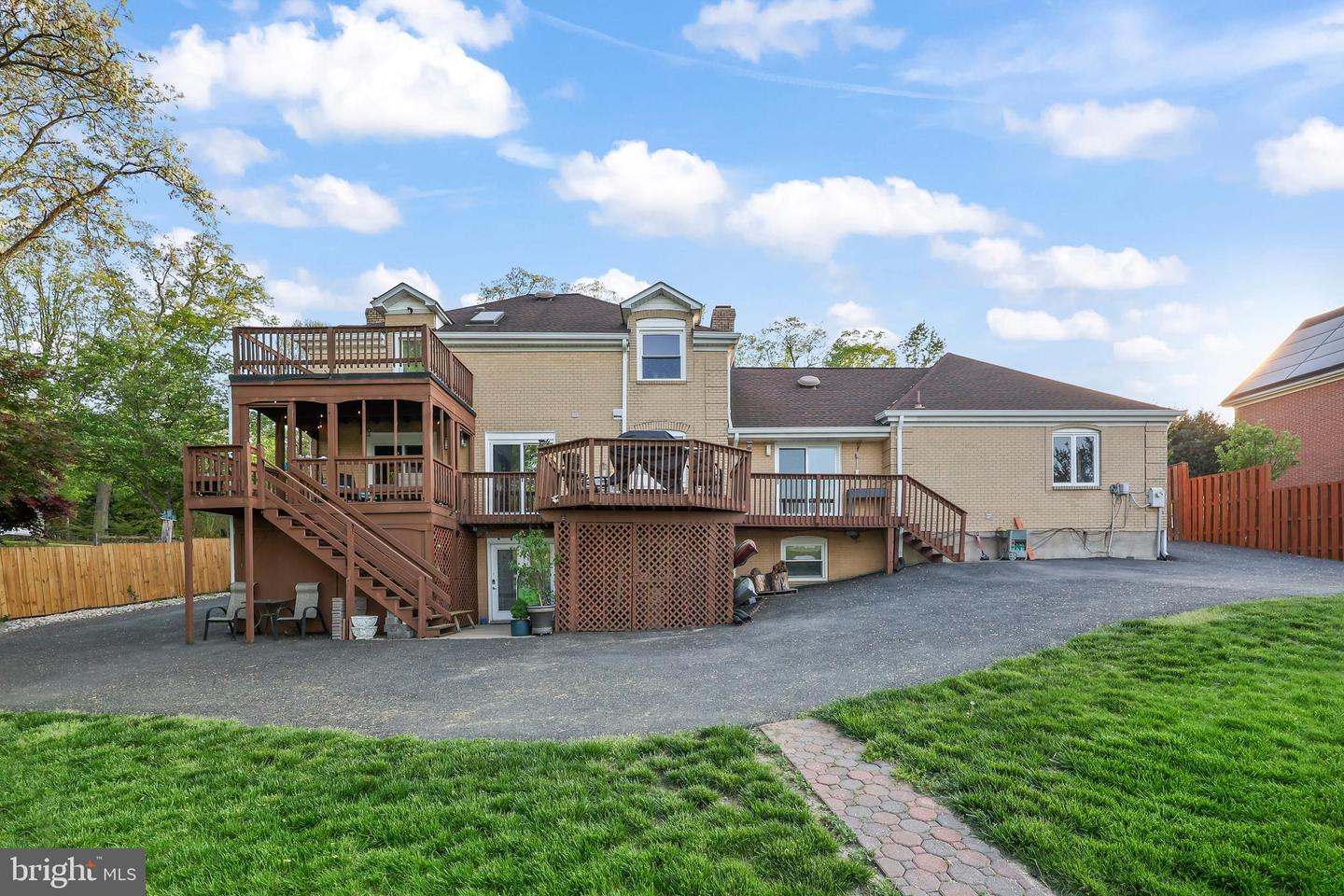 18505 CABIN RD, TRIANGLE, Virginia 22172, 5 Bedrooms Bedrooms, ,3 BathroomsBathrooms,Residential,For sale,18505 CABIN RD,VAPW2092514 MLS # VAPW2092514