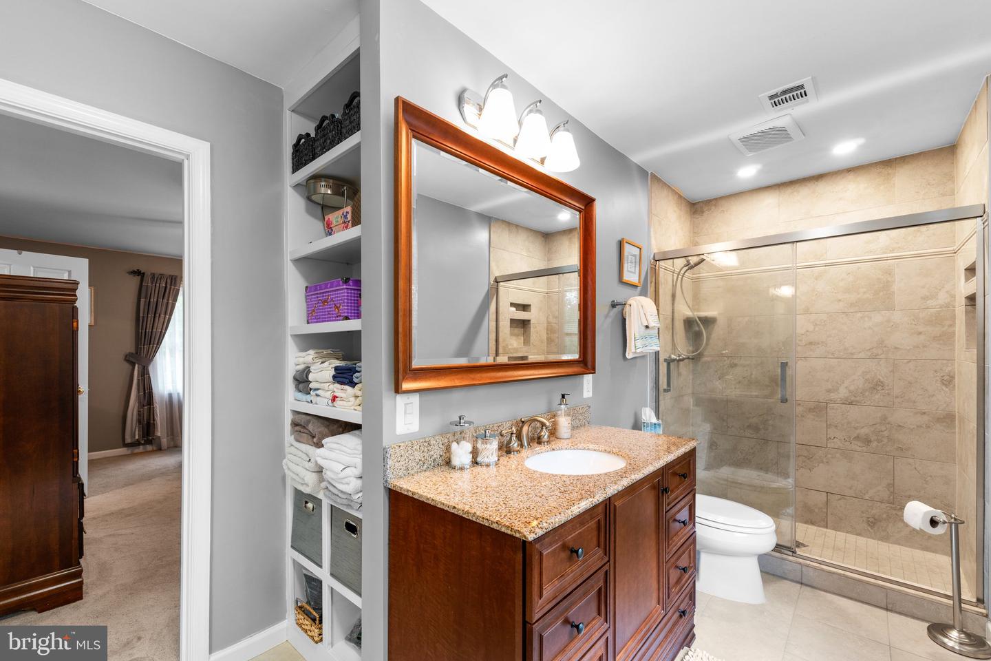 4363 SNOW HILL DR, GAINESVILLE, Virginia 20155, 3 Bedrooms Bedrooms, ,2 BathroomsBathrooms,Residential,For sale,4363 SNOW HILL DR,VAPW2092474 MLS # VAPW2092474