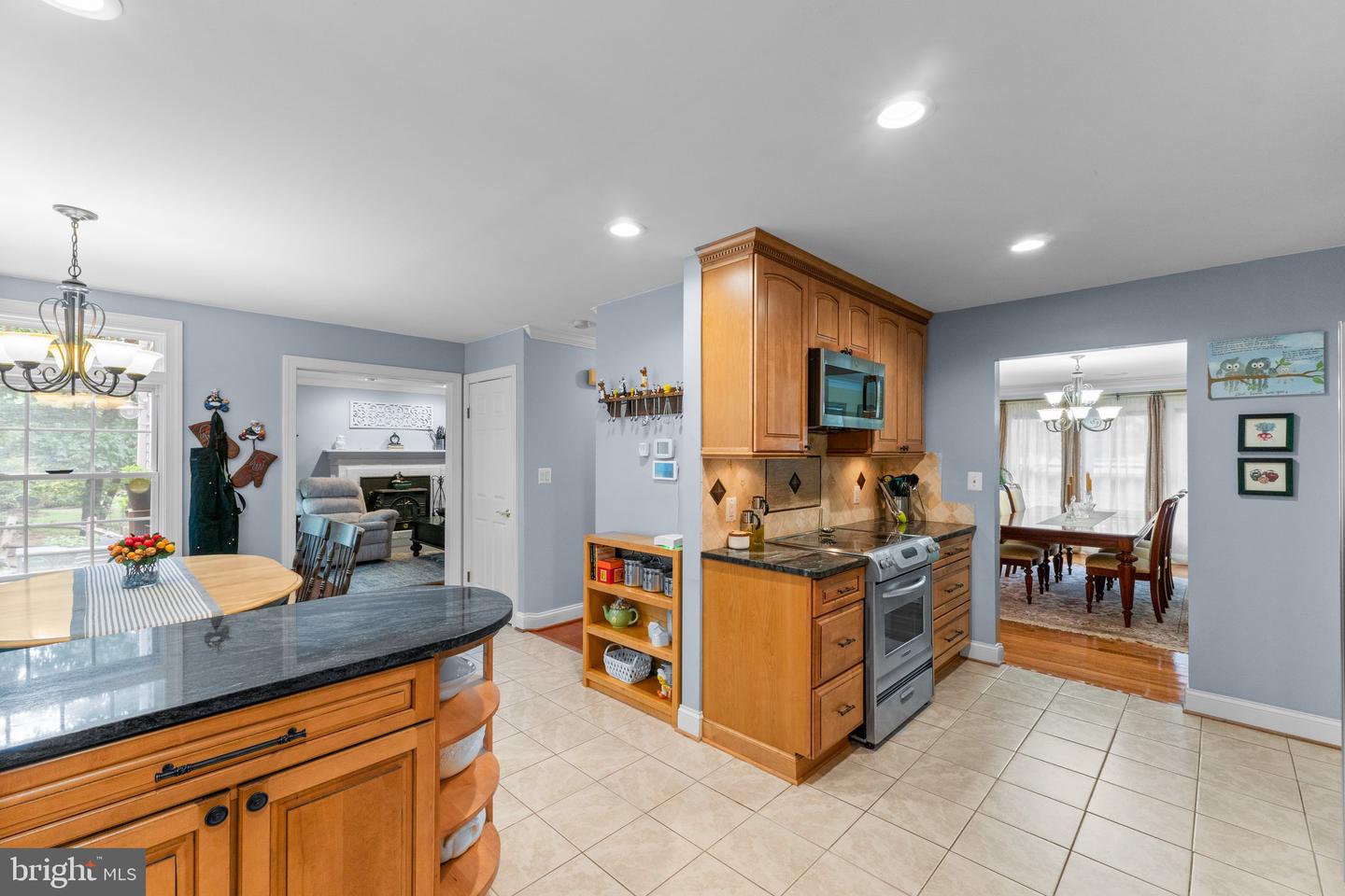 4363 SNOW HILL DR, GAINESVILLE, Virginia 20155, 3 Bedrooms Bedrooms, ,2 BathroomsBathrooms,Residential,For sale,4363 SNOW HILL DR,VAPW2092474 MLS # VAPW2092474